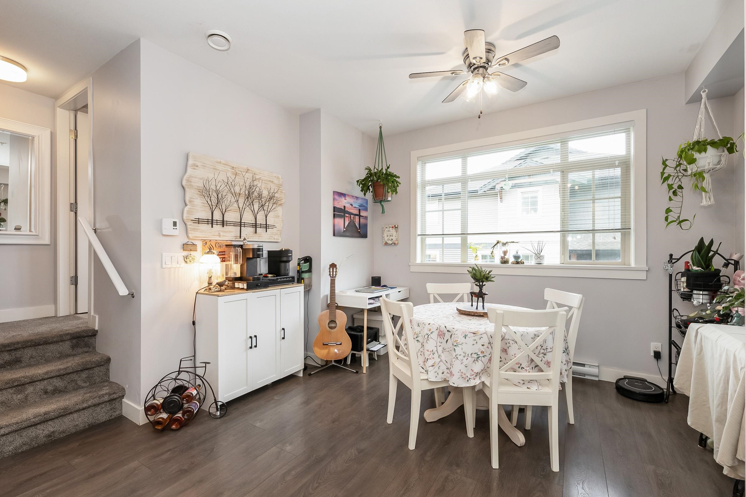 18 11305 240 STREET Unit: 18