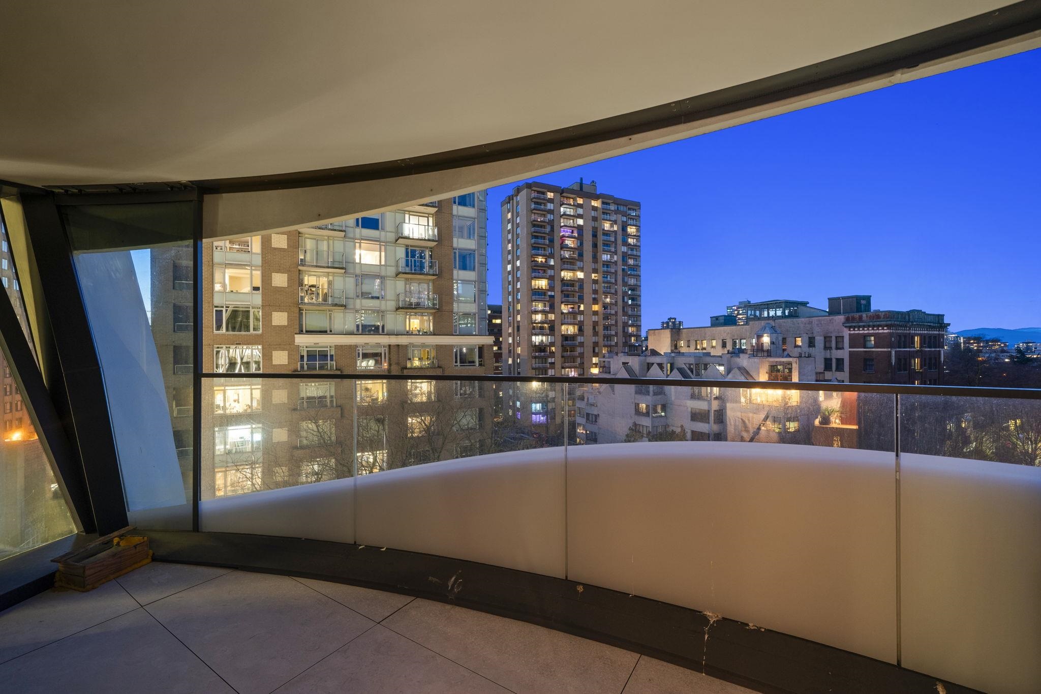 703 1033 NELSON STREET Unit: 703