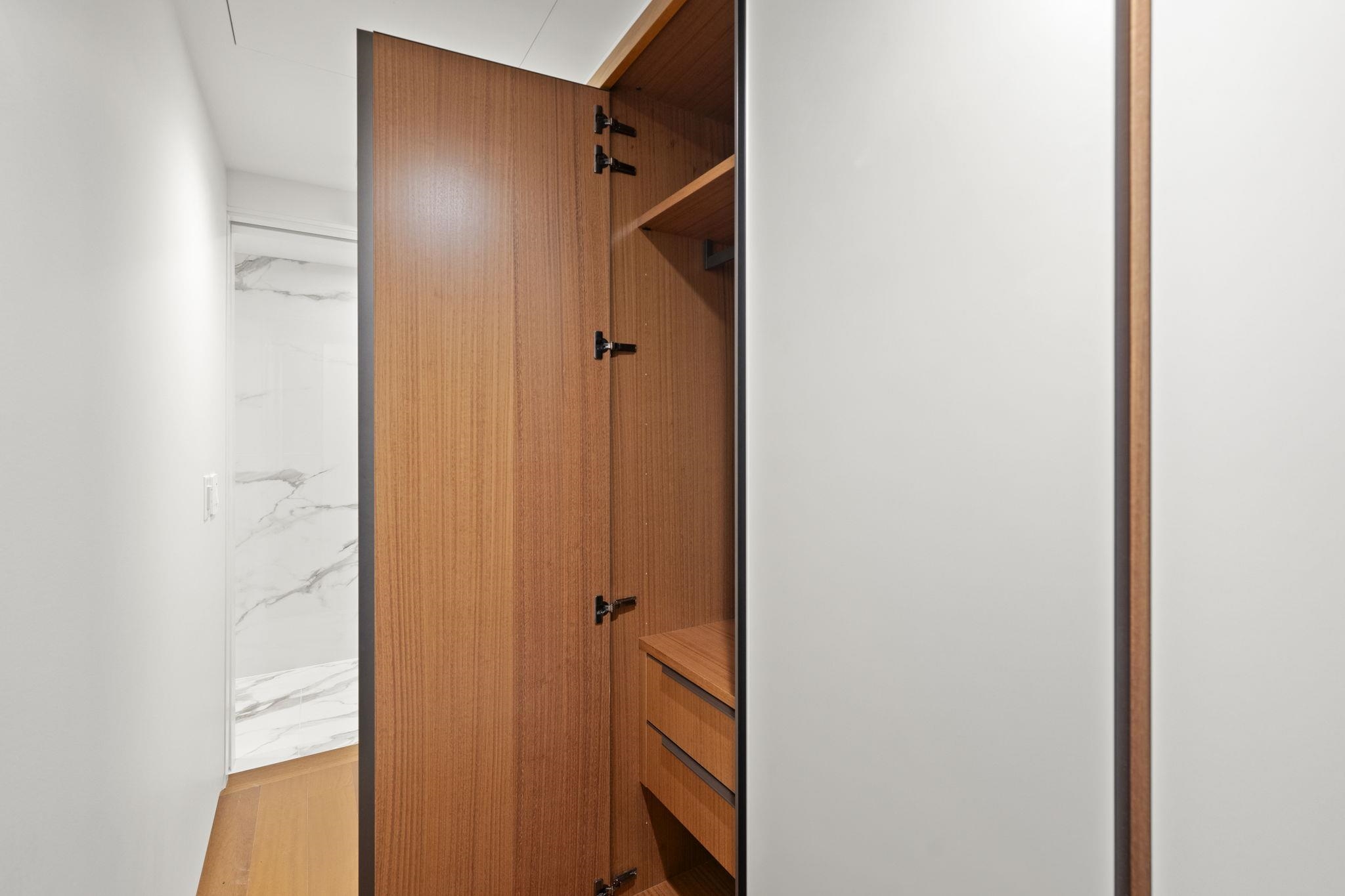 703 1033 NELSON STREET Unit: 703