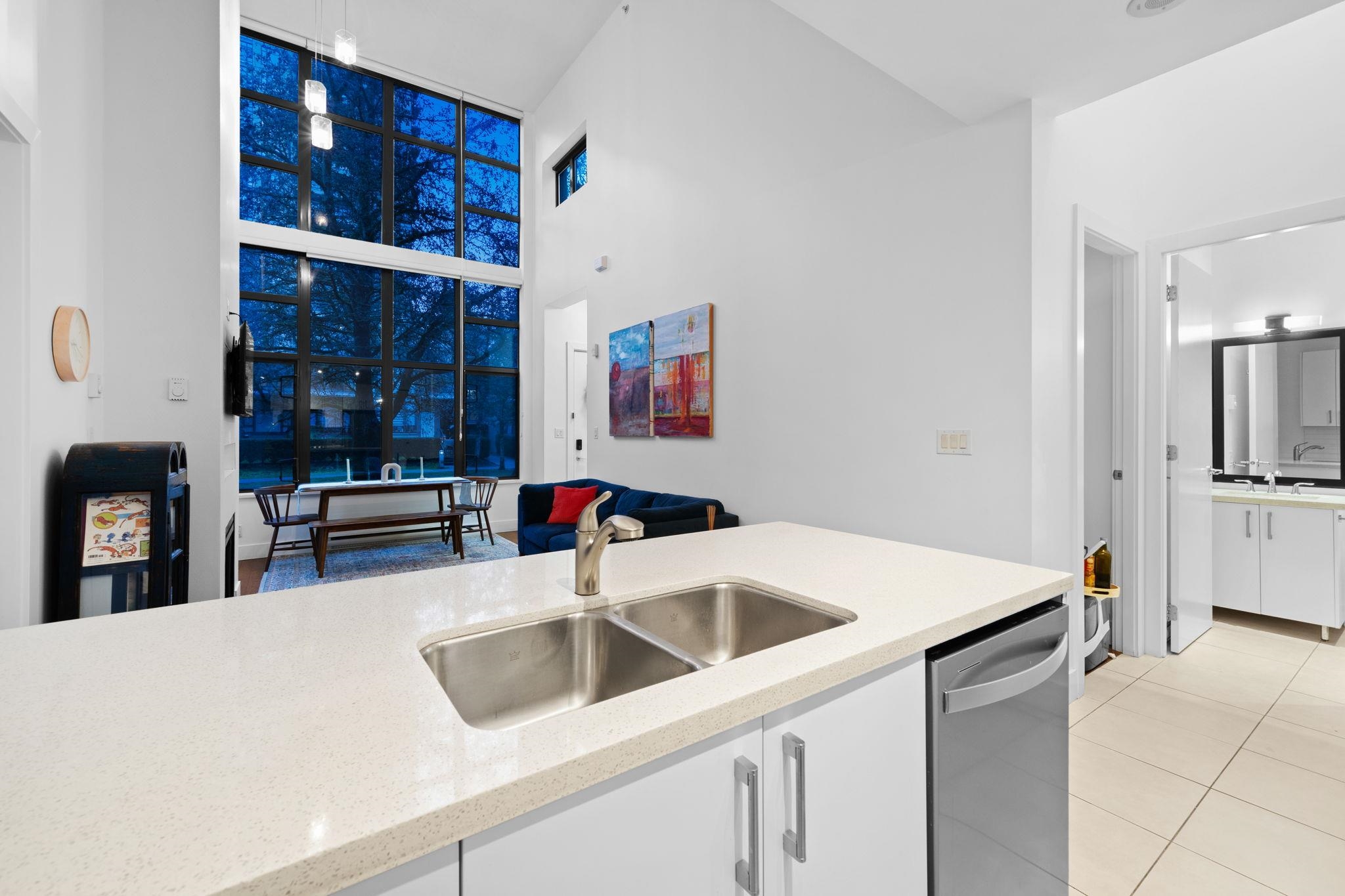 TH23 2345 MADISON AVENUE Unit: TH23