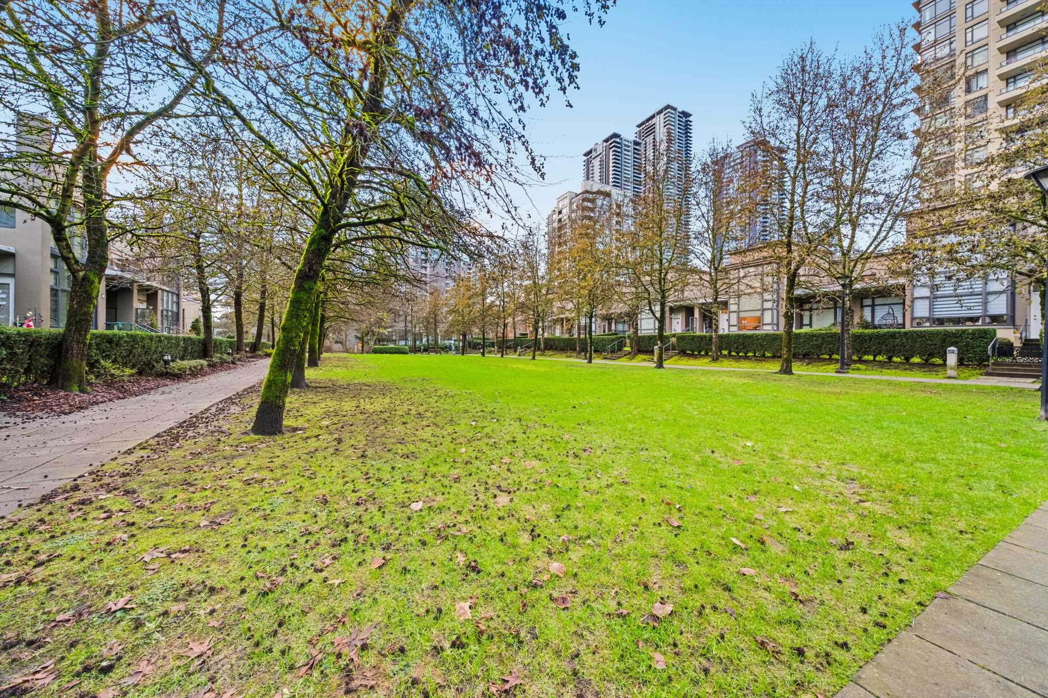 TH23 2345 MADISON AVENUE Unit: TH23