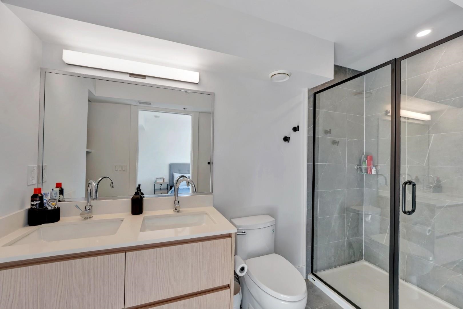 3 752 E 3RD STREET Unit: 3