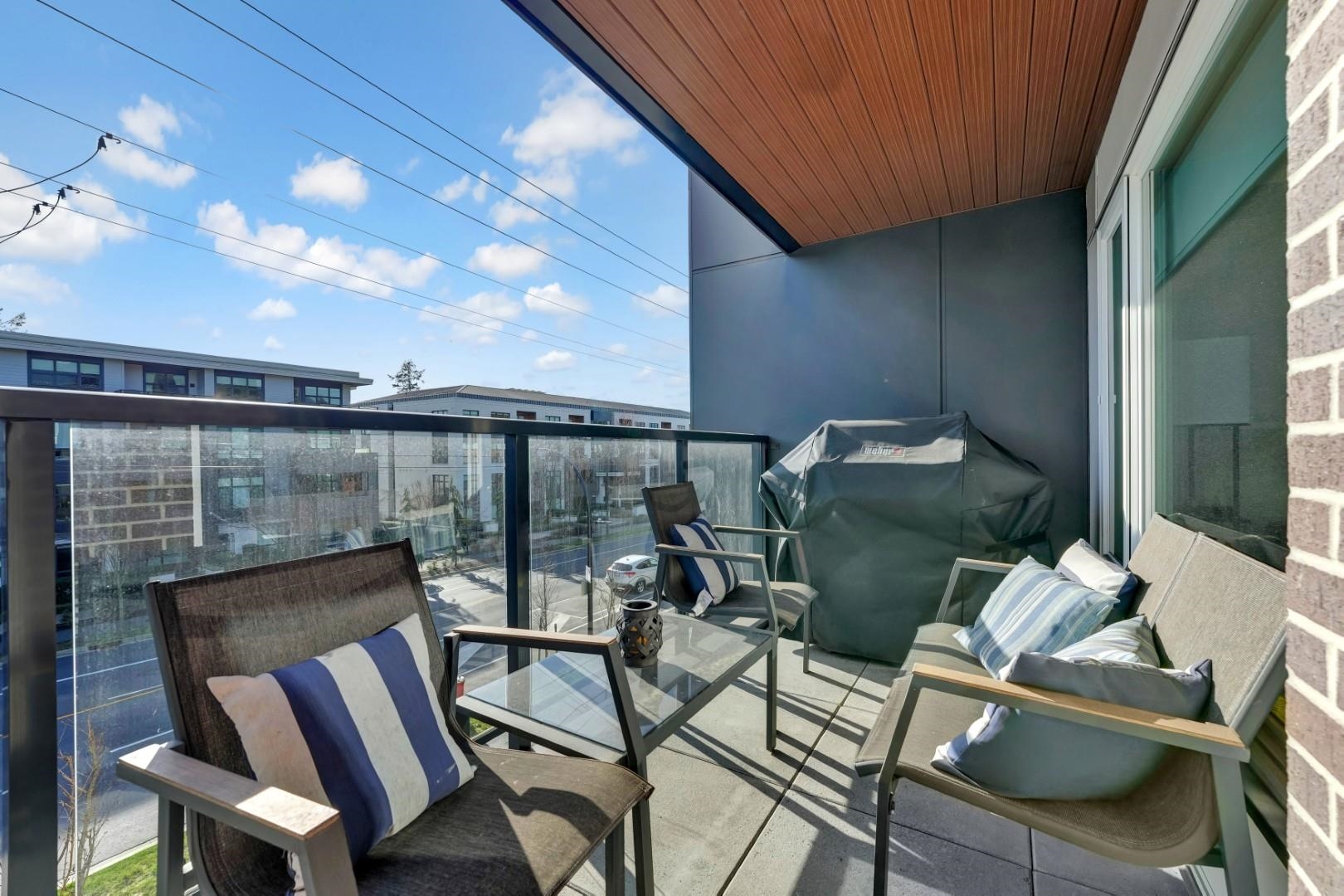 3 752 E 3RD STREET Unit: 3