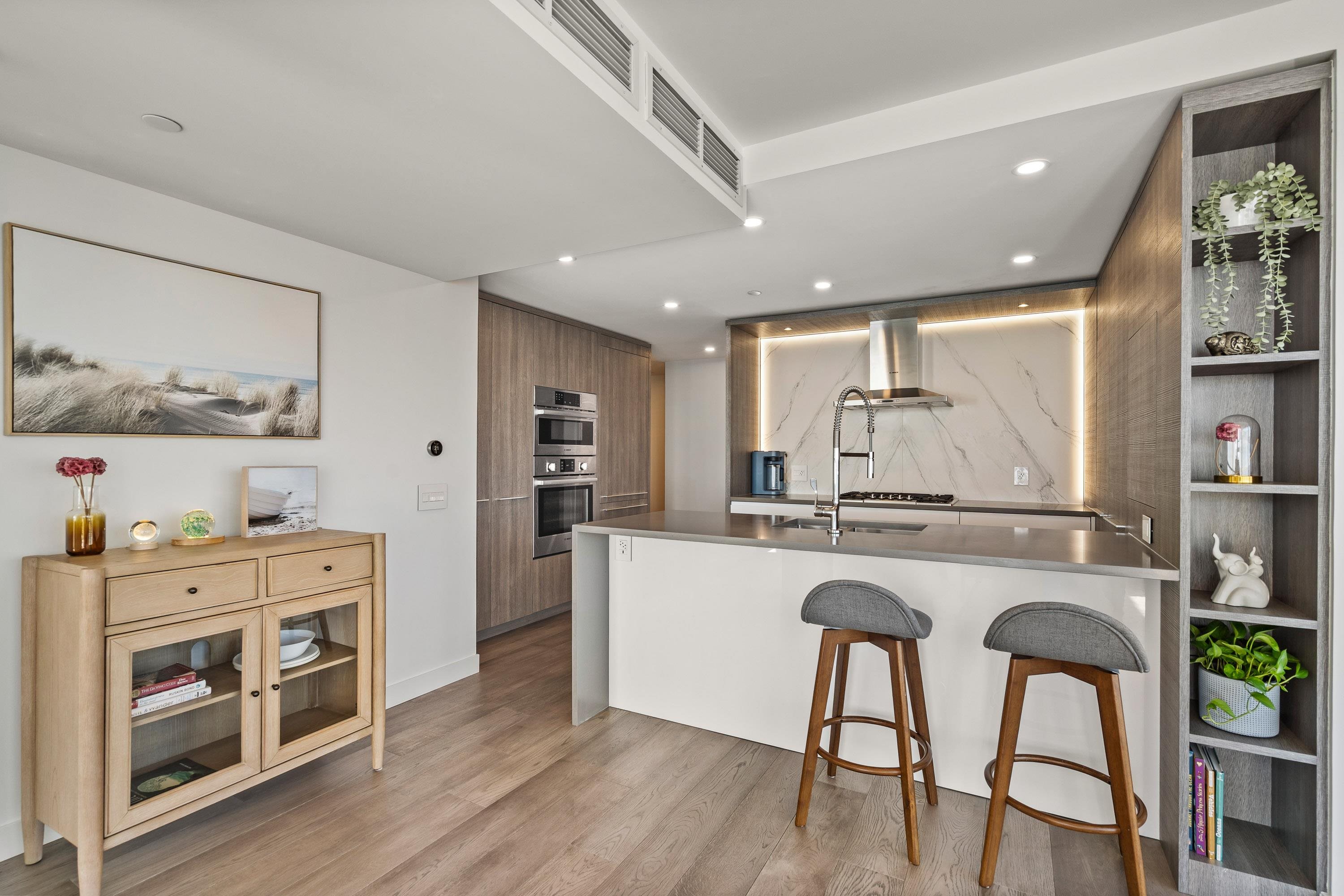 1007 15165 THRIFT AVENUE Unit: 1007