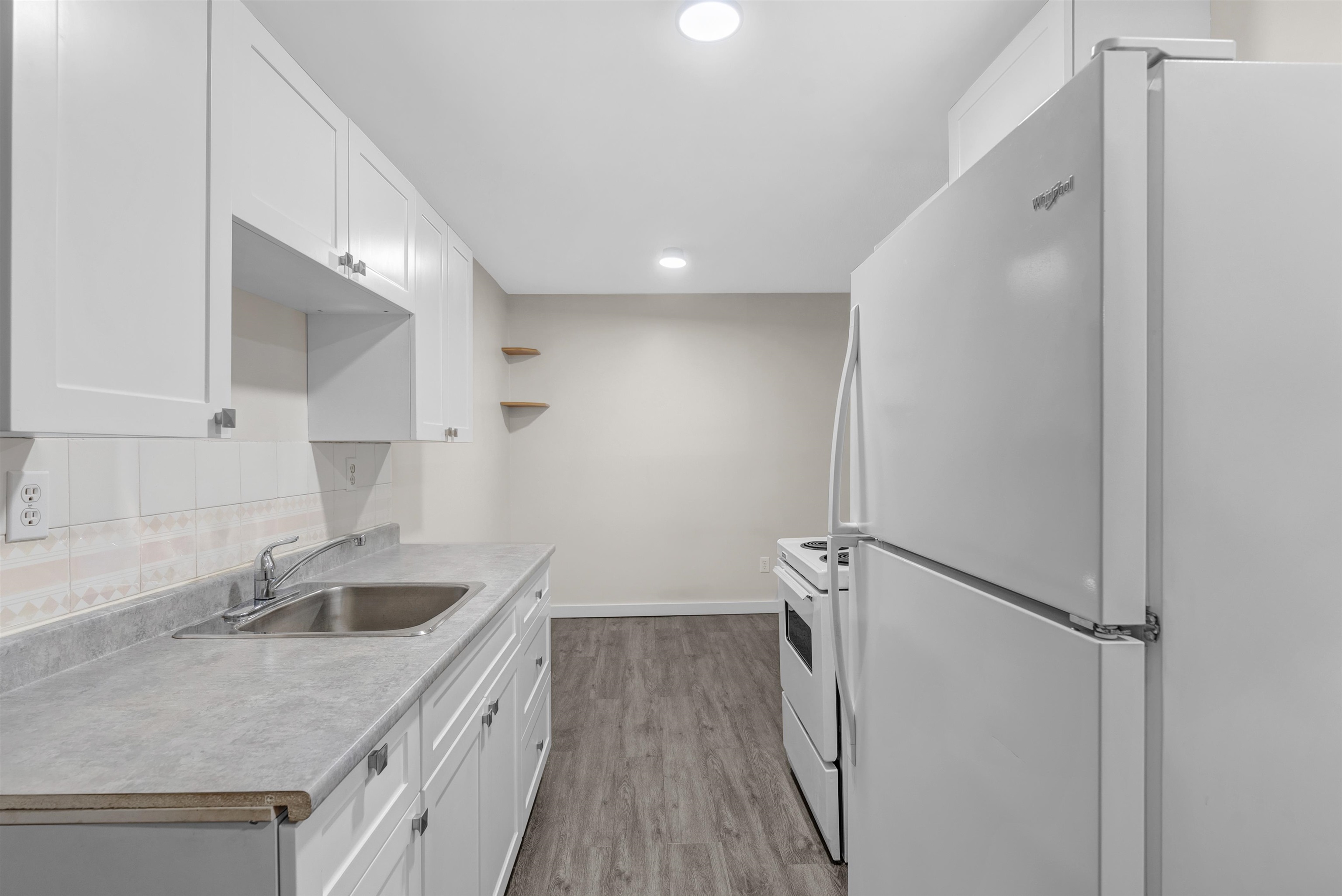 107 1121 HOWIE AVENUE Unit: 107