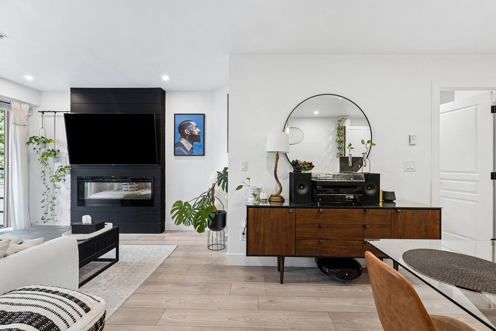 232 4550 FRASER STREET Unit: 232