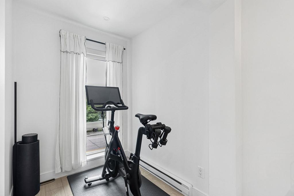 232 4550 FRASER STREET Unit: 232