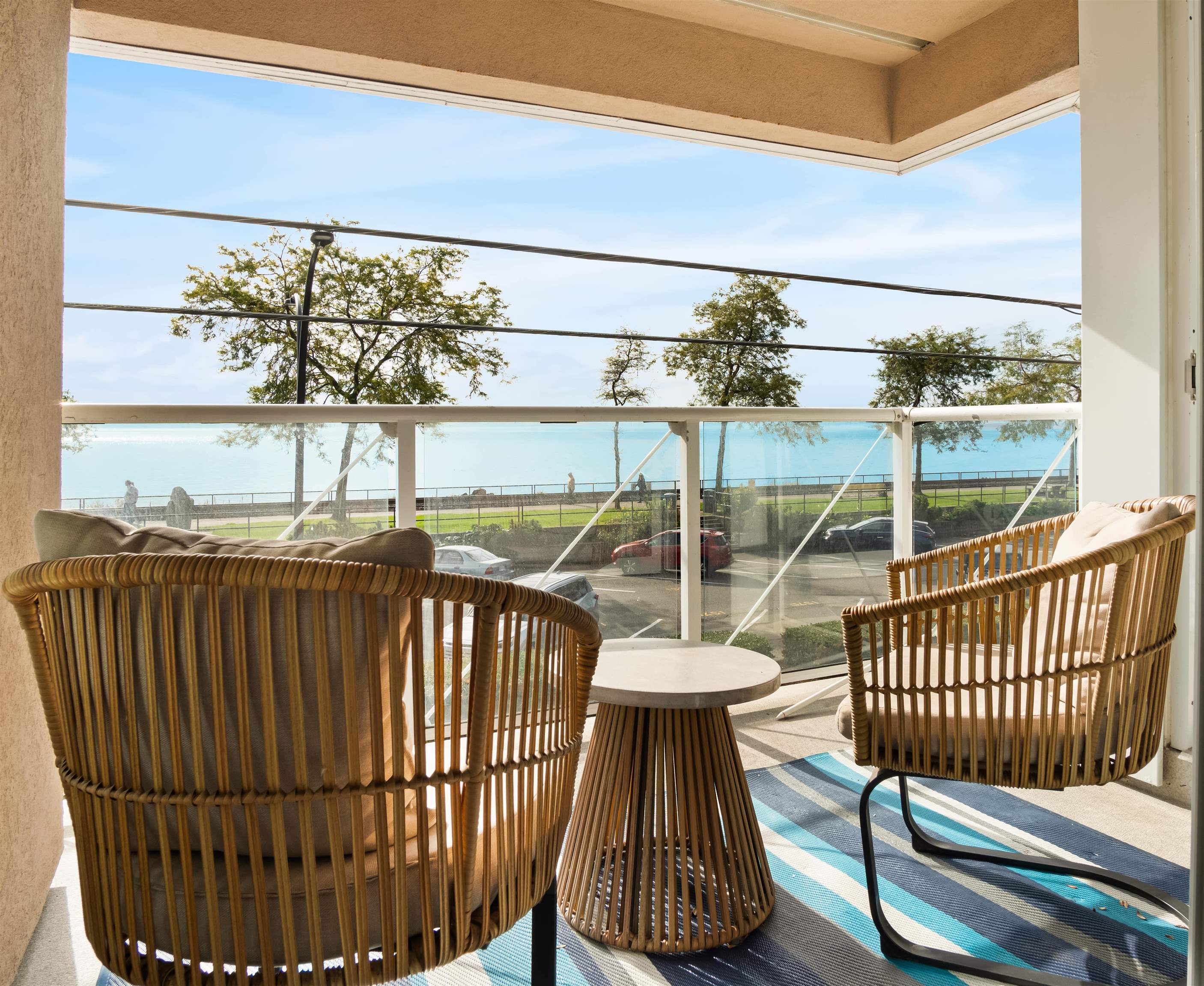 206 1119 VIDAL STREET Unit: 206