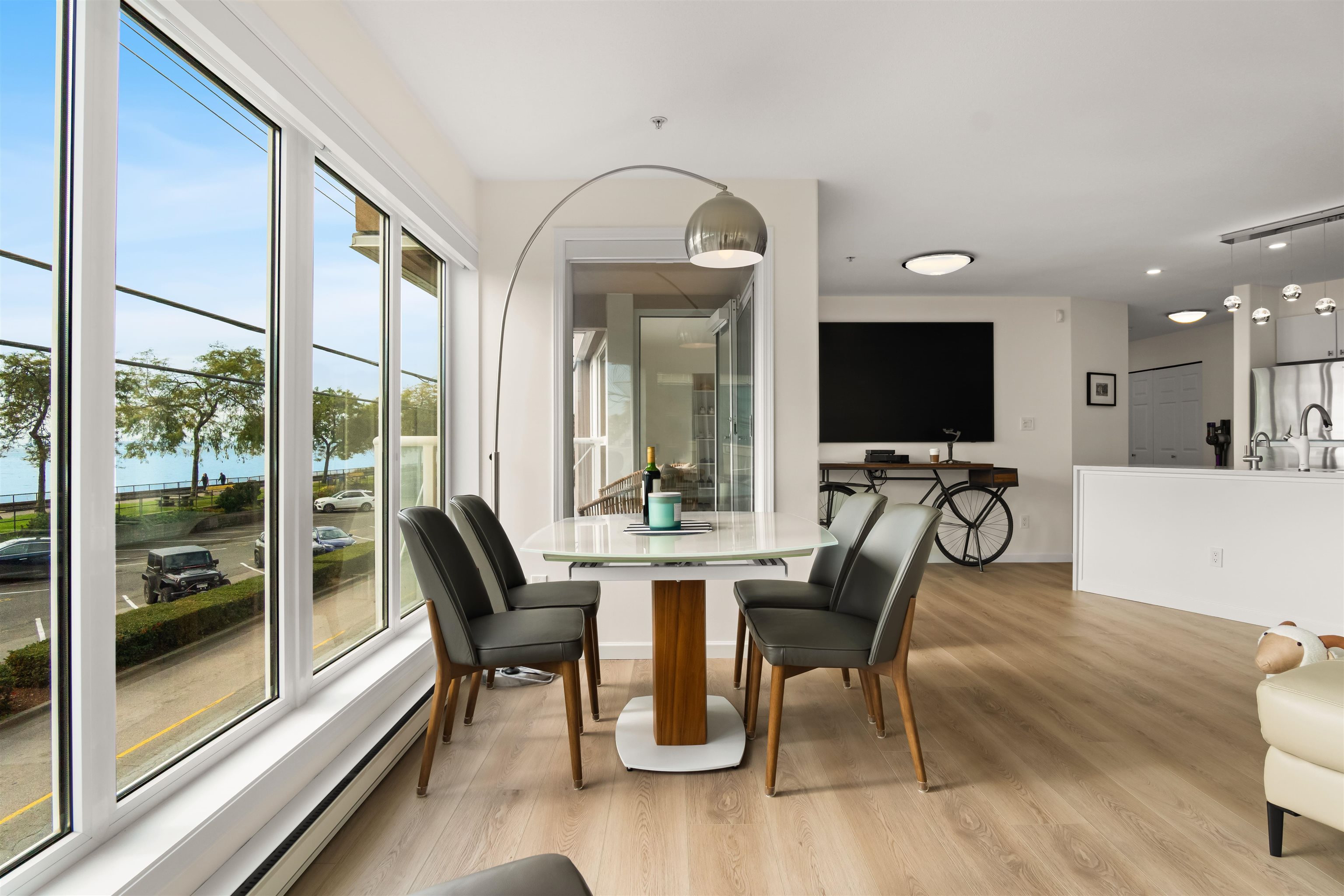 206 1119 VIDAL STREET Unit: 206