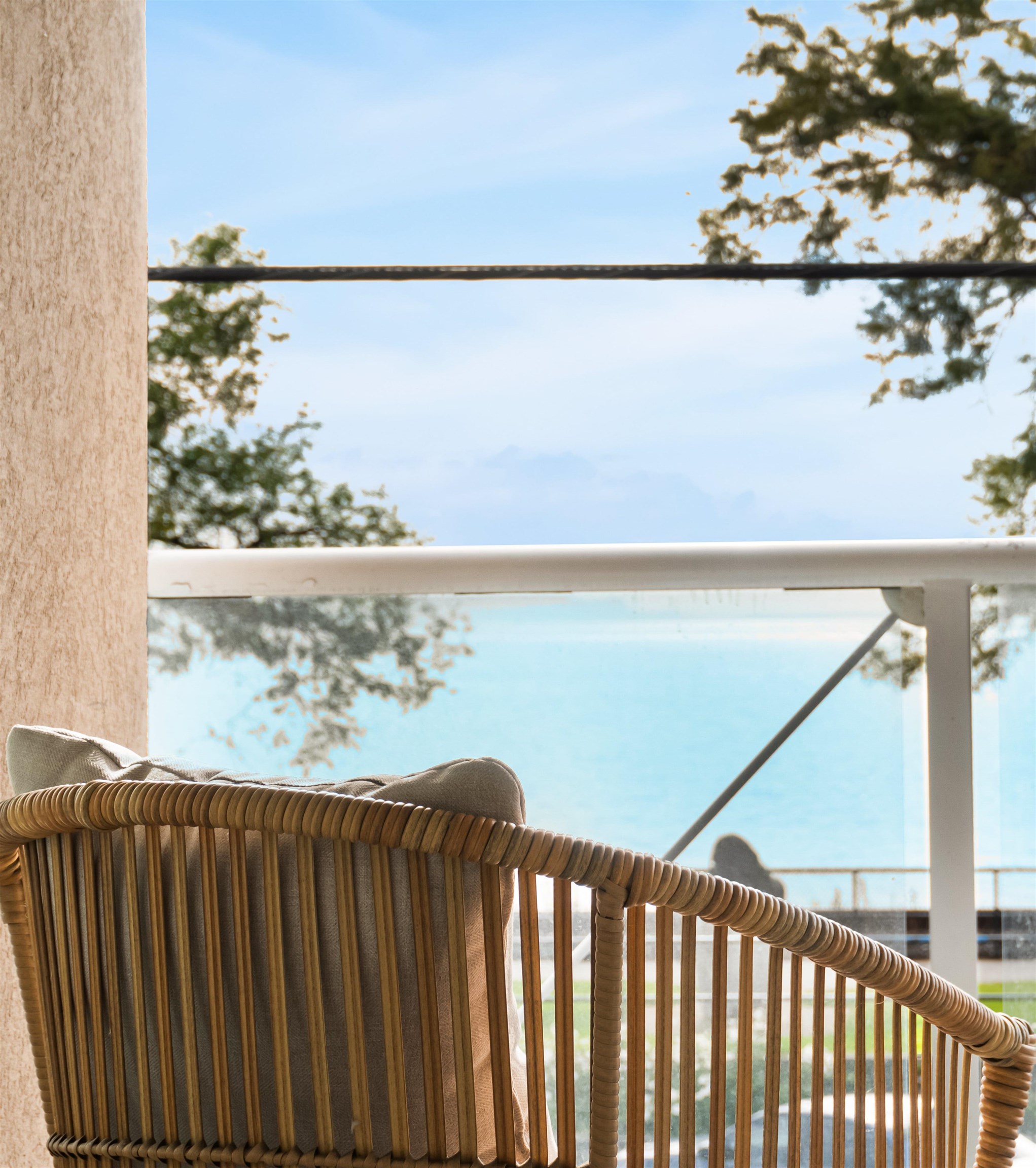 206 1119 VIDAL STREET Unit: 206