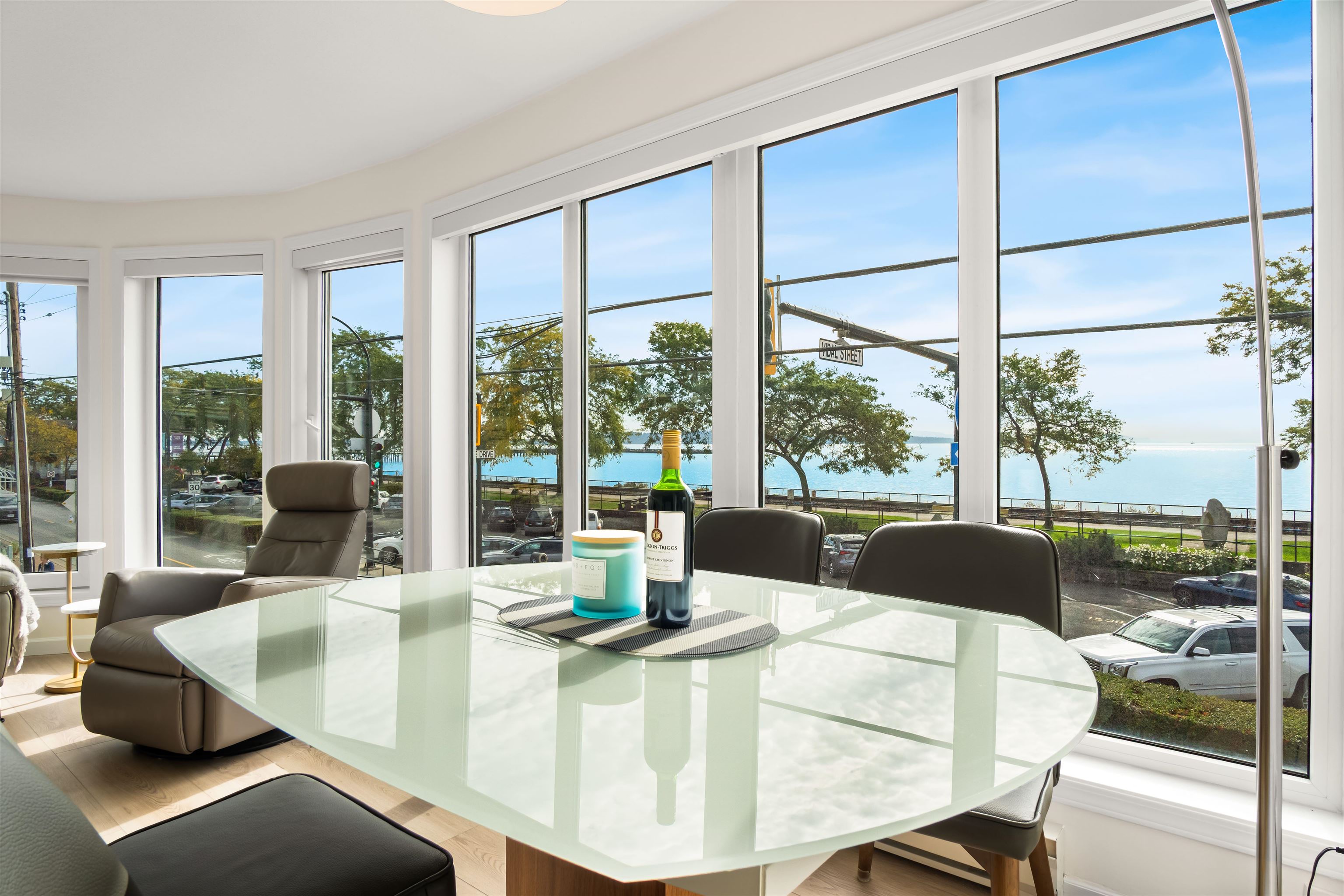 206 1119 VIDAL STREET Unit: 206