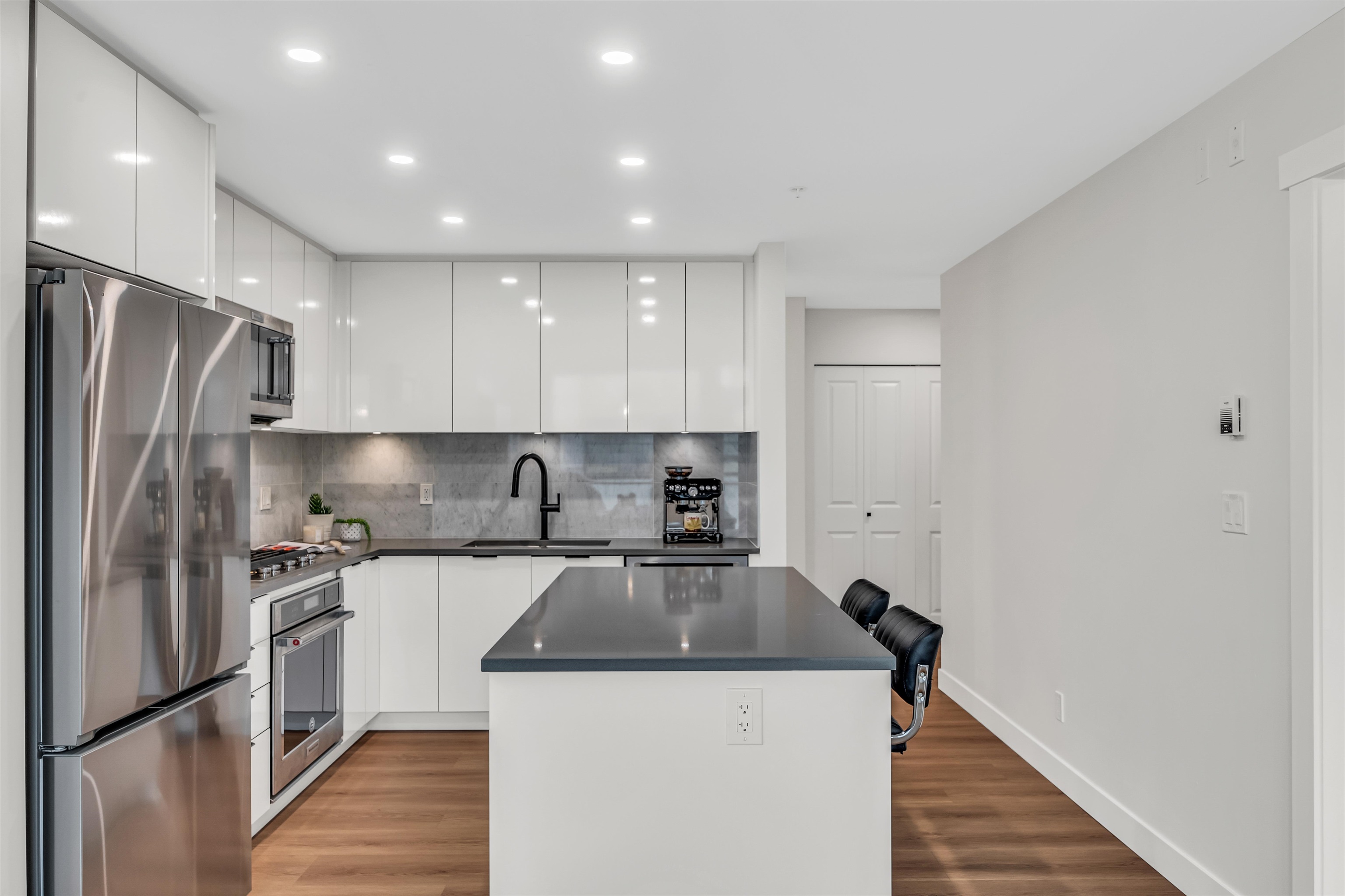 404 2632 LIBRARY LANE Unit: 404