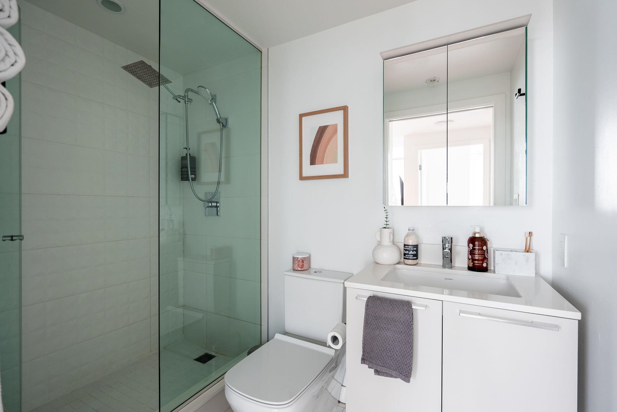 1801 4638 GLADSTONE STREET Unit: 1801