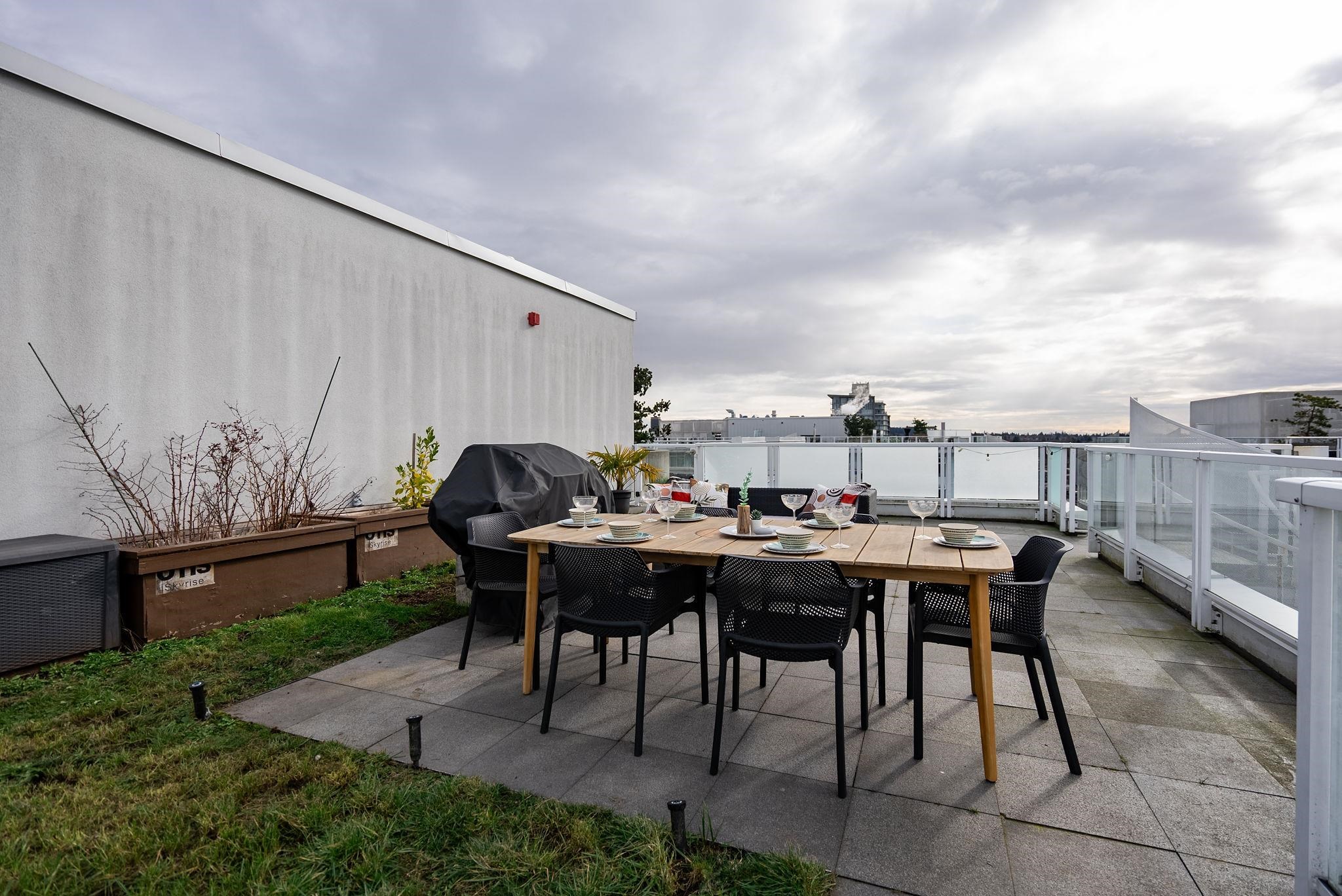 1801 4638 GLADSTONE STREET Unit: 1801