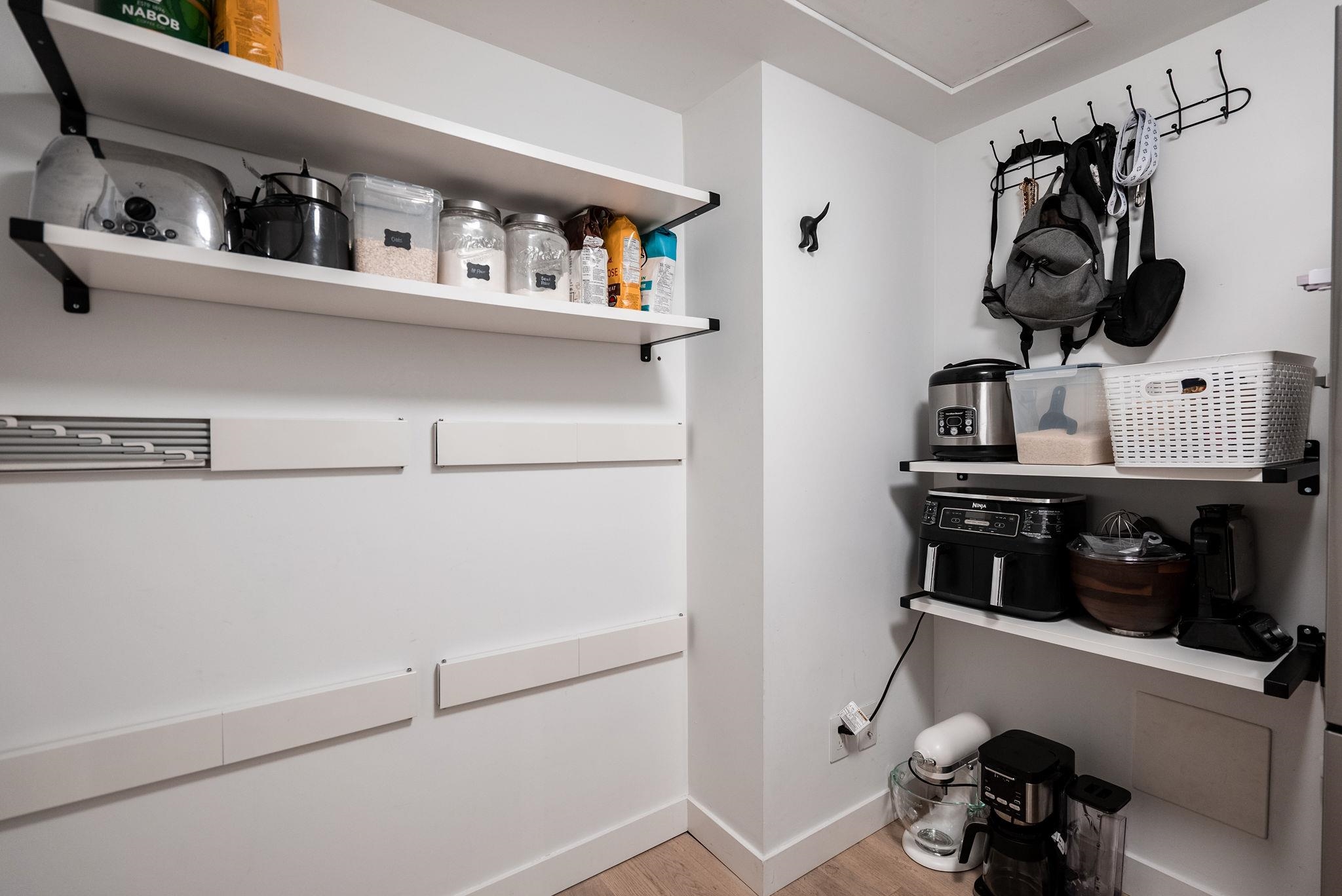 1801 4638 GLADSTONE STREET Unit: 1801