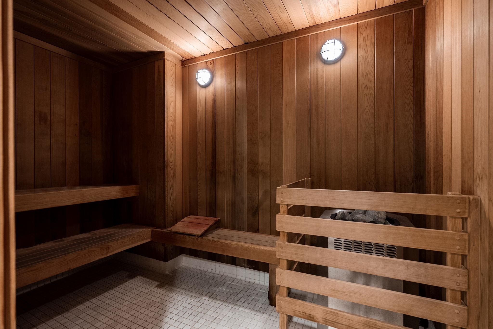 1801 4638 GLADSTONE STREET Unit: 1801