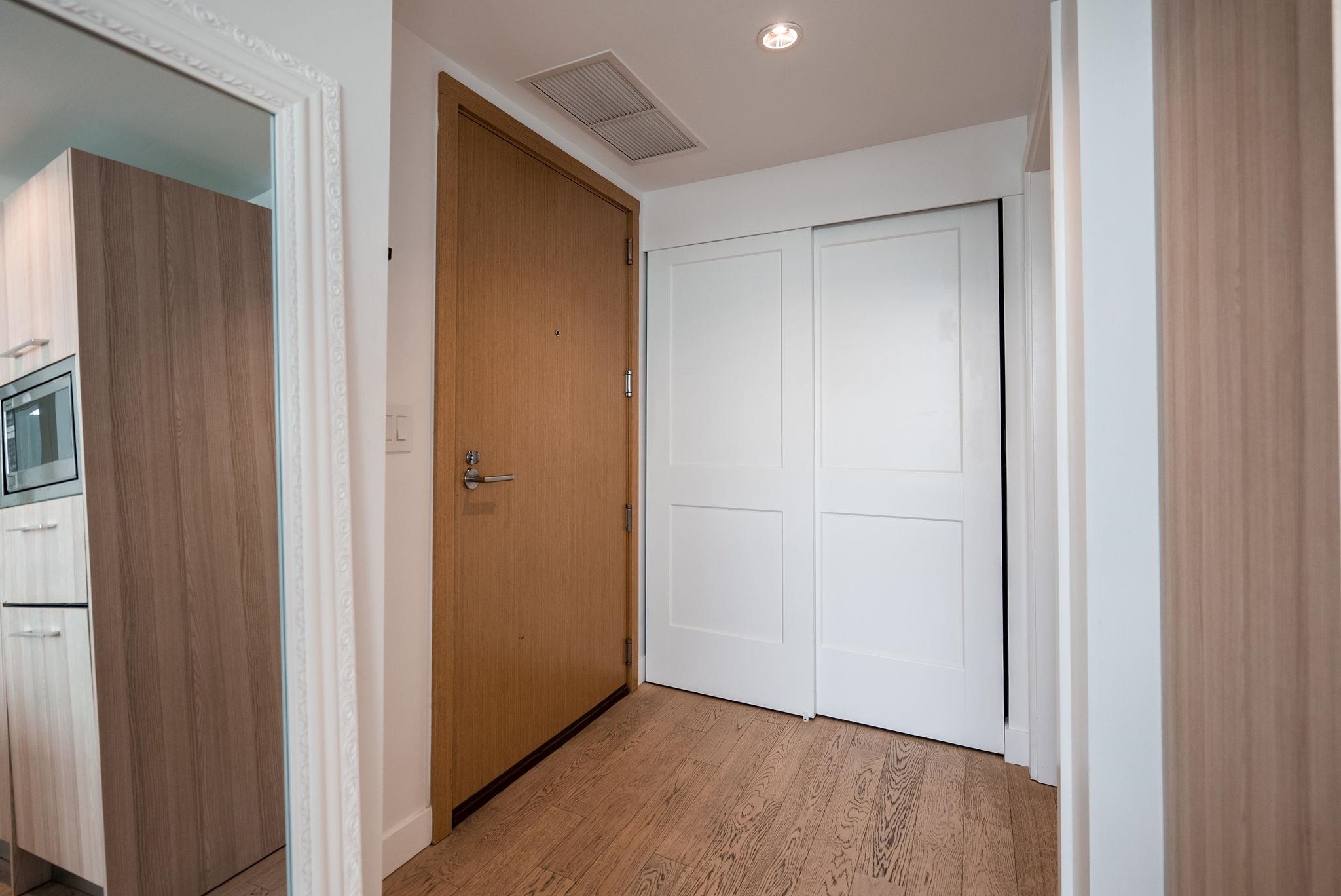 1801 4638 GLADSTONE STREET Unit: 1801