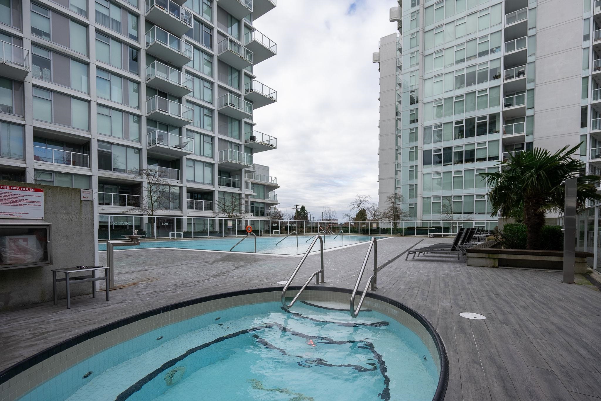 1801 4638 GLADSTONE STREET Unit: 1801