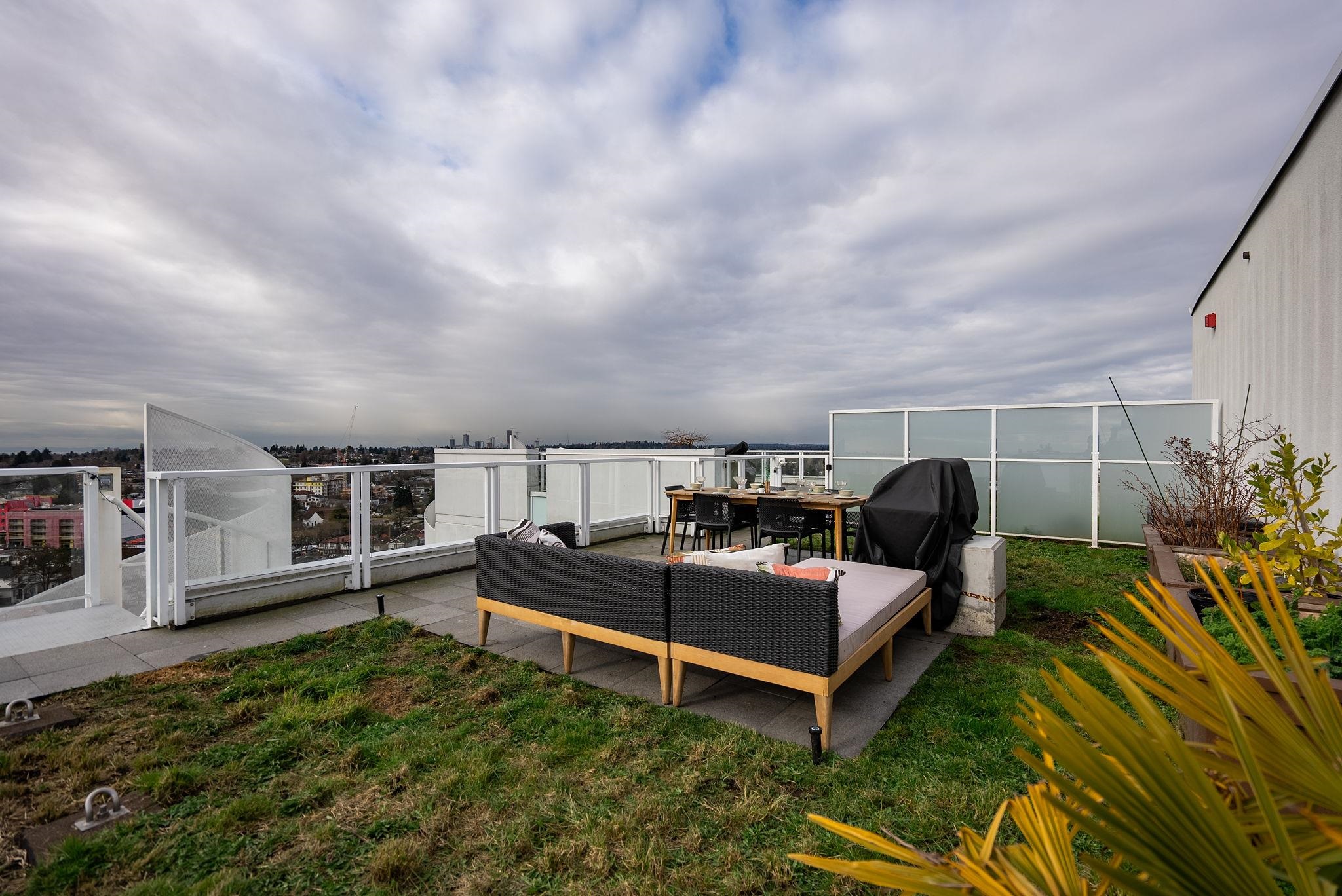 1801 4638 GLADSTONE STREET Unit: 1801