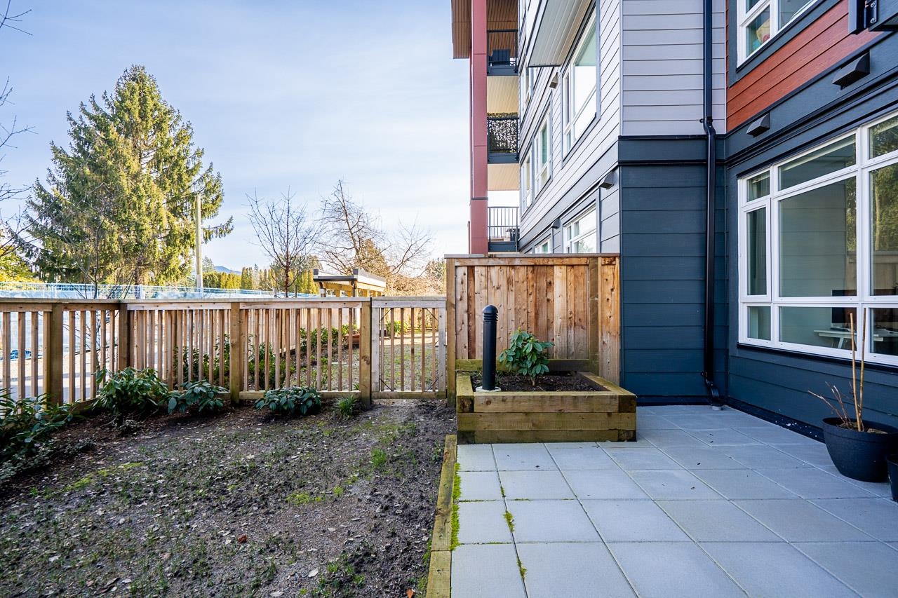 105 22575 BROWN AVENUE Unit: 105