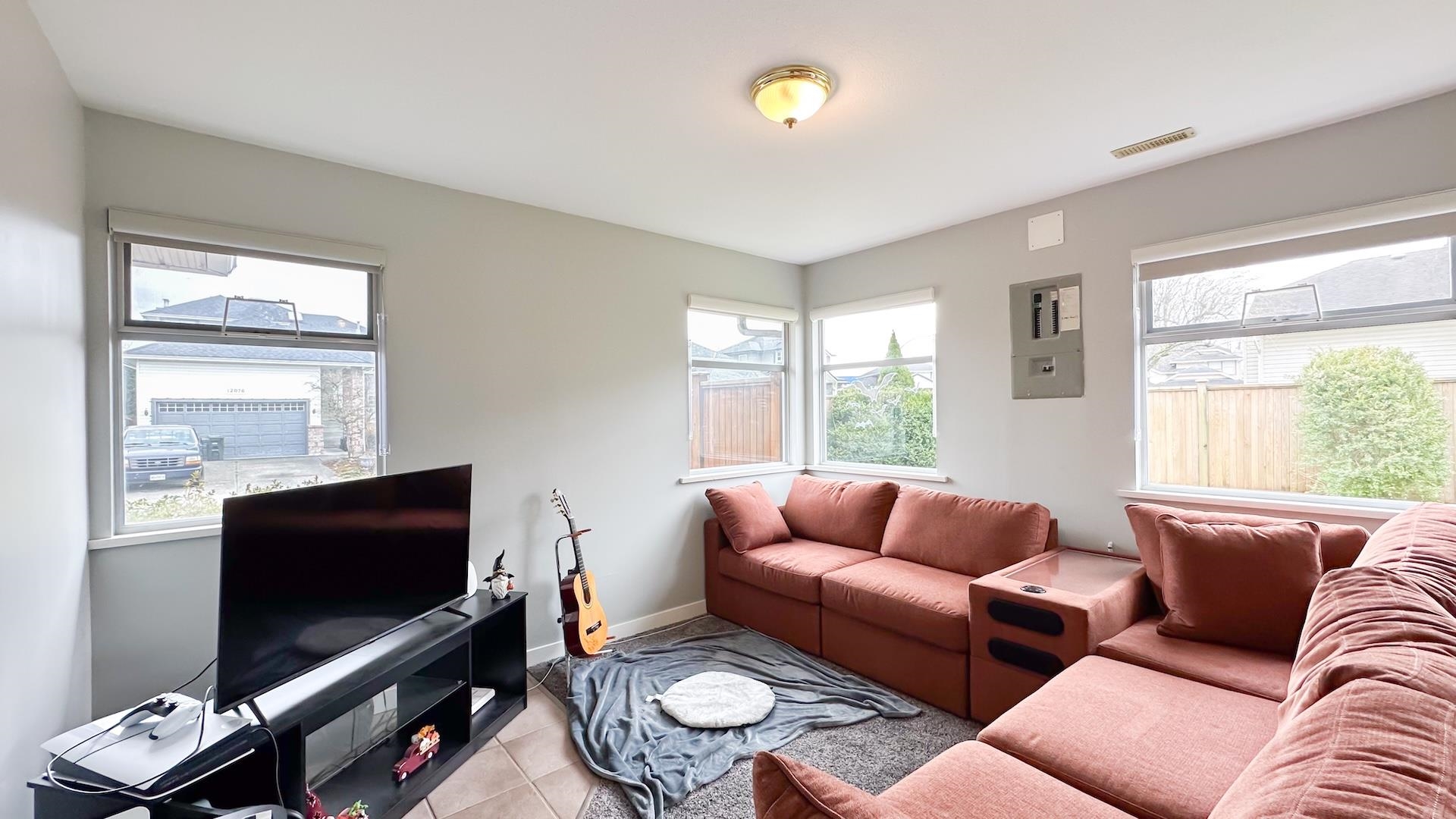 12055 CHESTNUT CRESCENT