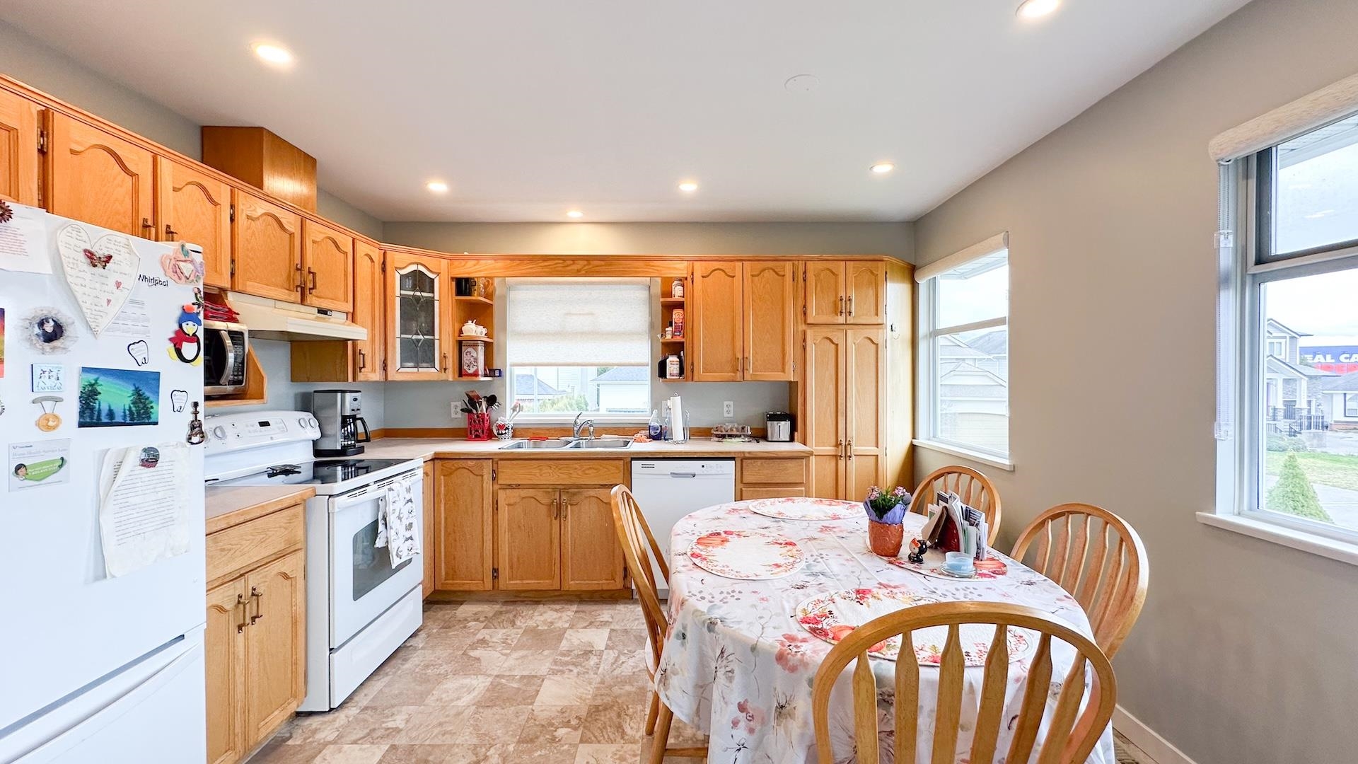 12055 CHESTNUT CRESCENT