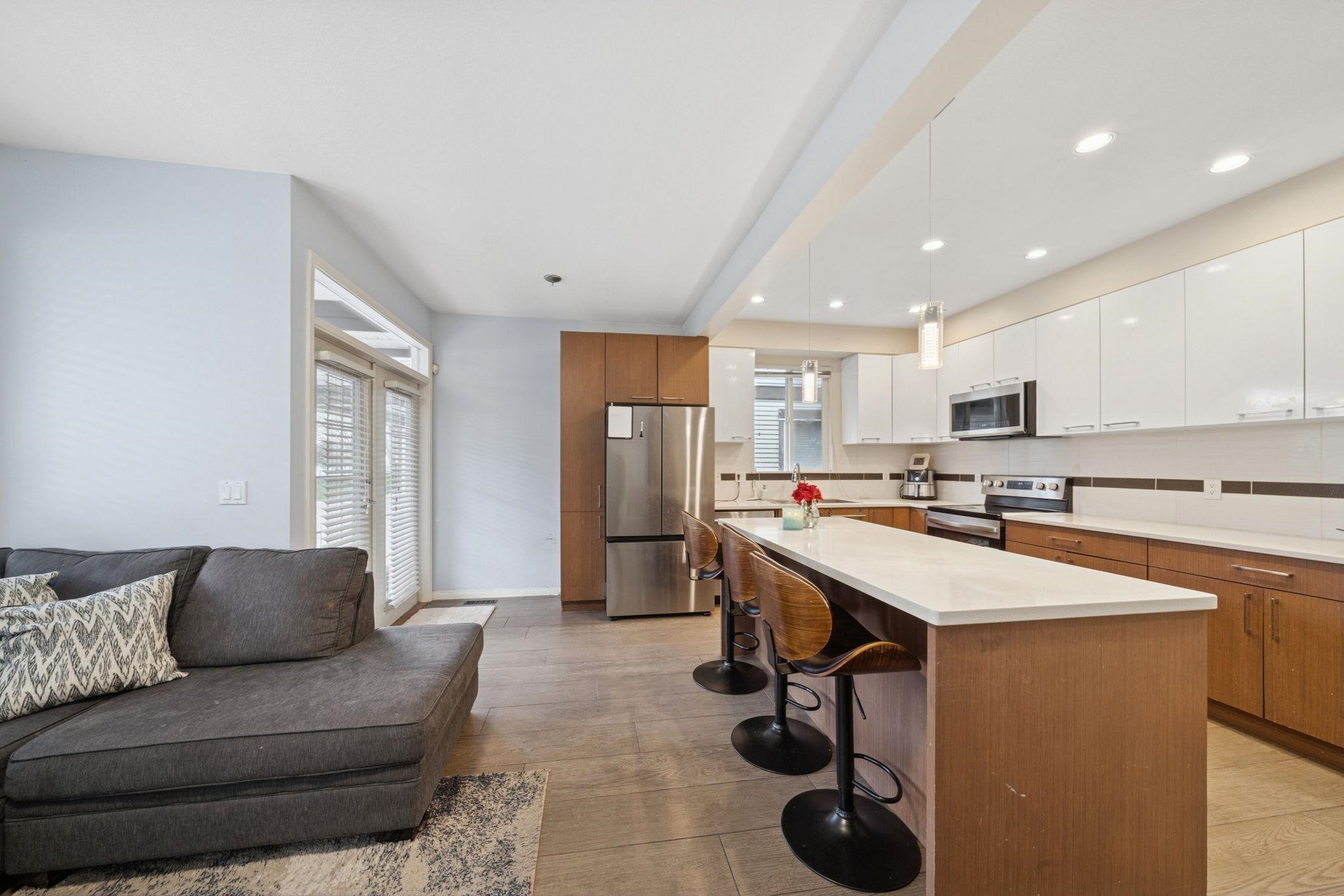 11 8250 158 STREET Unit: 11