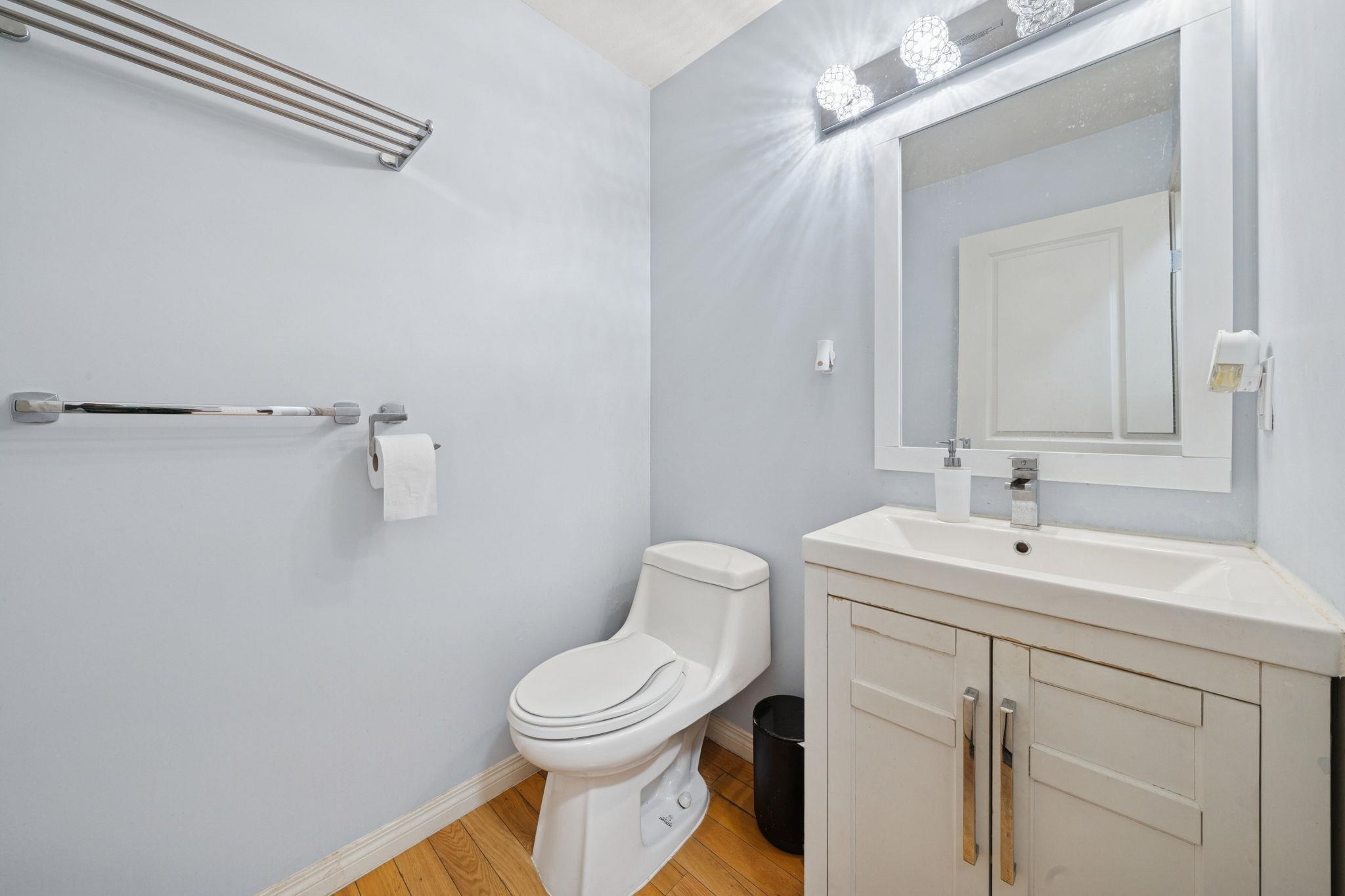 11 8250 158 STREET Unit: 11