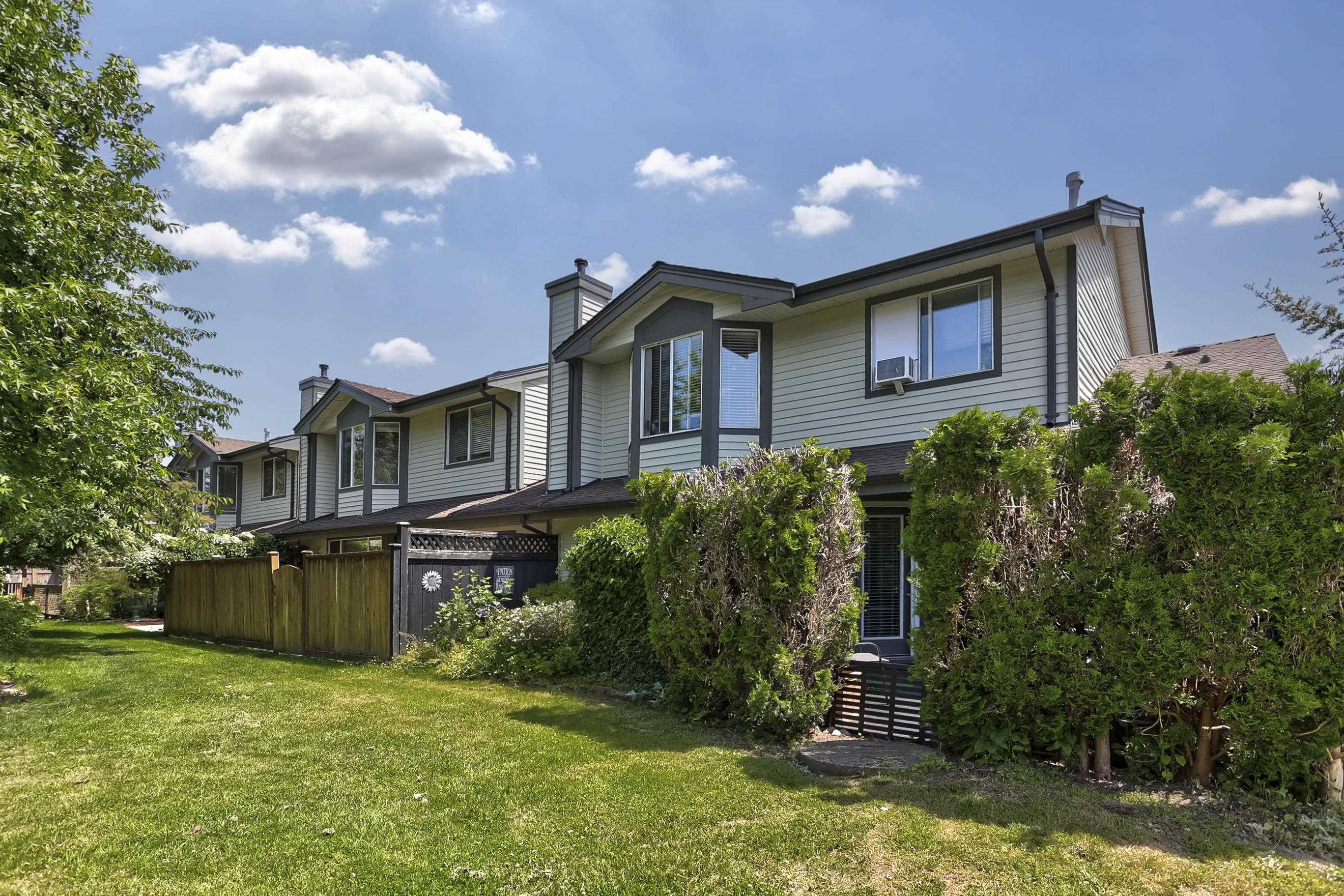 23 11580 BURNETT STREET Unit: 23