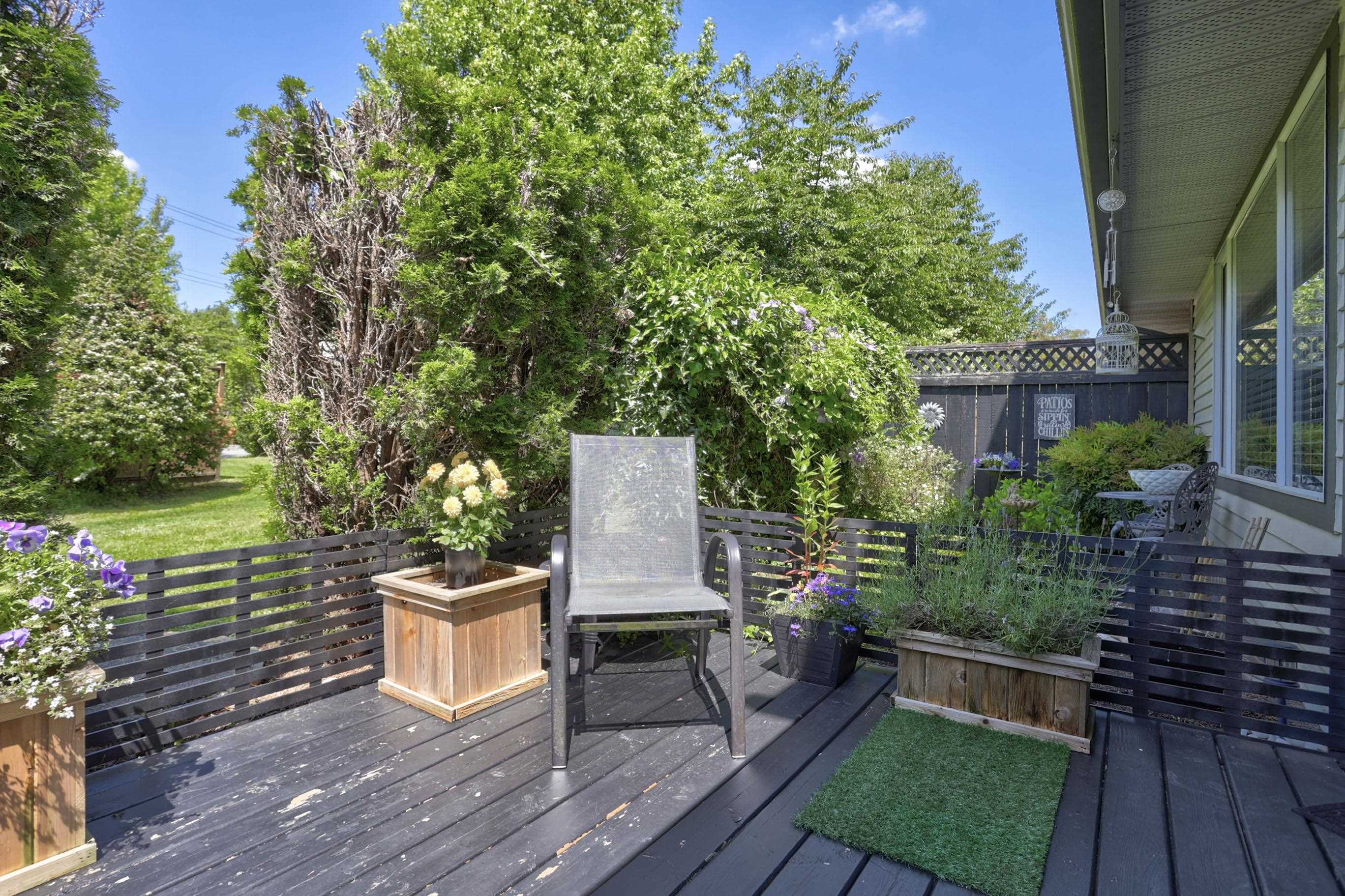 23 11580 BURNETT STREET Unit: 23