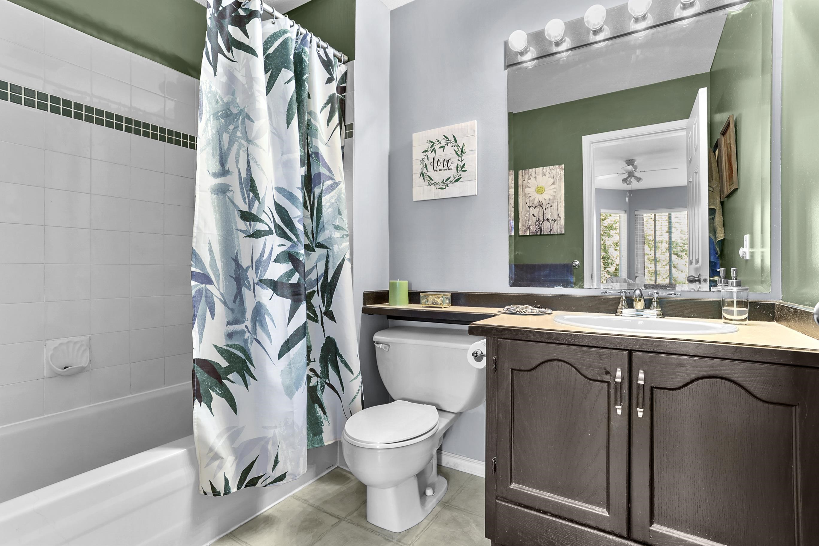 23 11580 BURNETT STREET Unit: 23