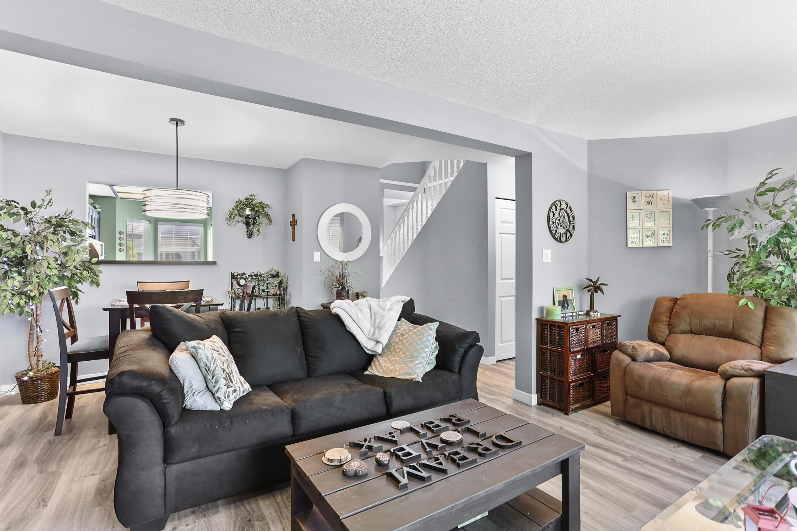 23 11580 BURNETT STREET Unit: 23