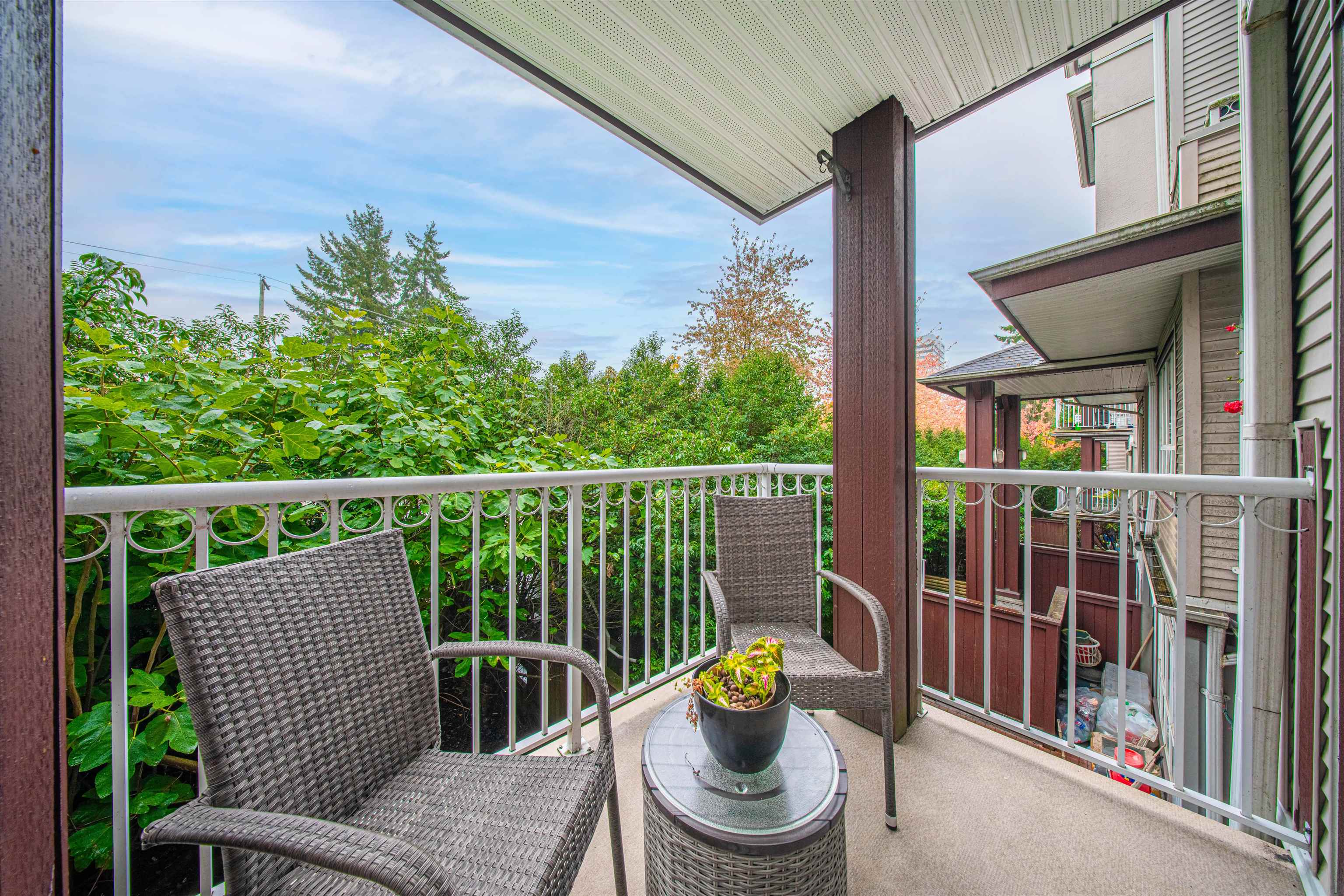 208 5355 BOUNDARY ROAD Unit: 208