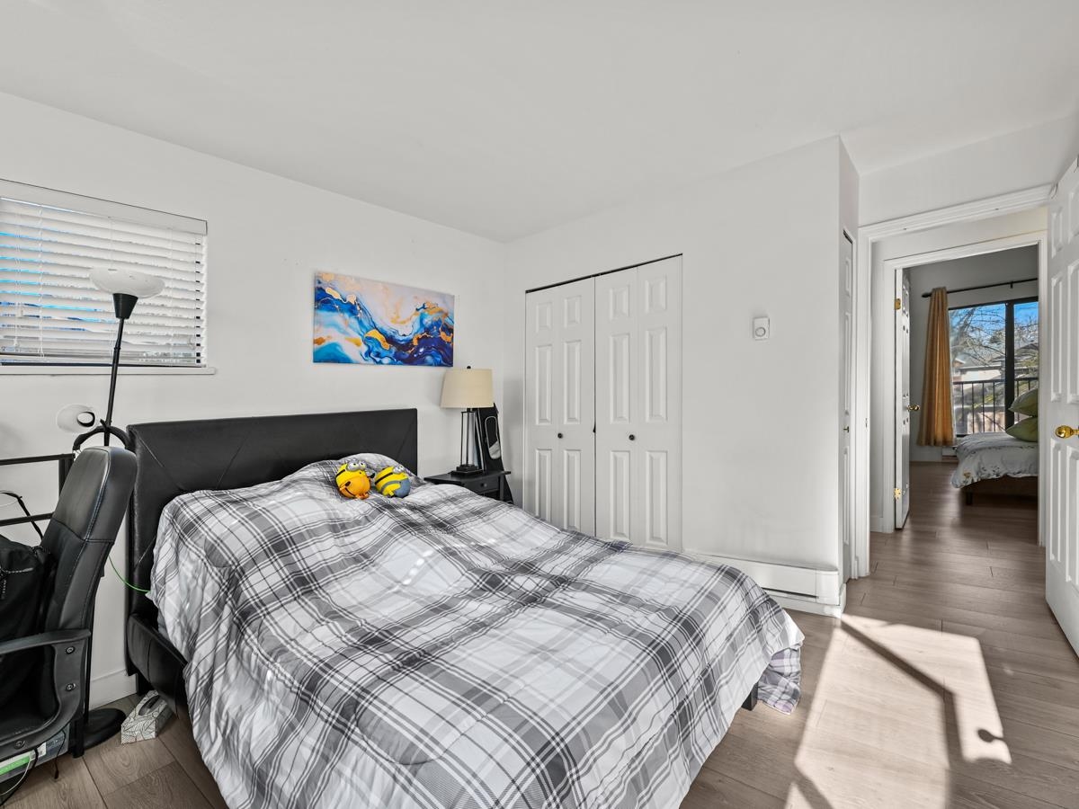 6 7311 MOFFATT ROAD Unit: 6