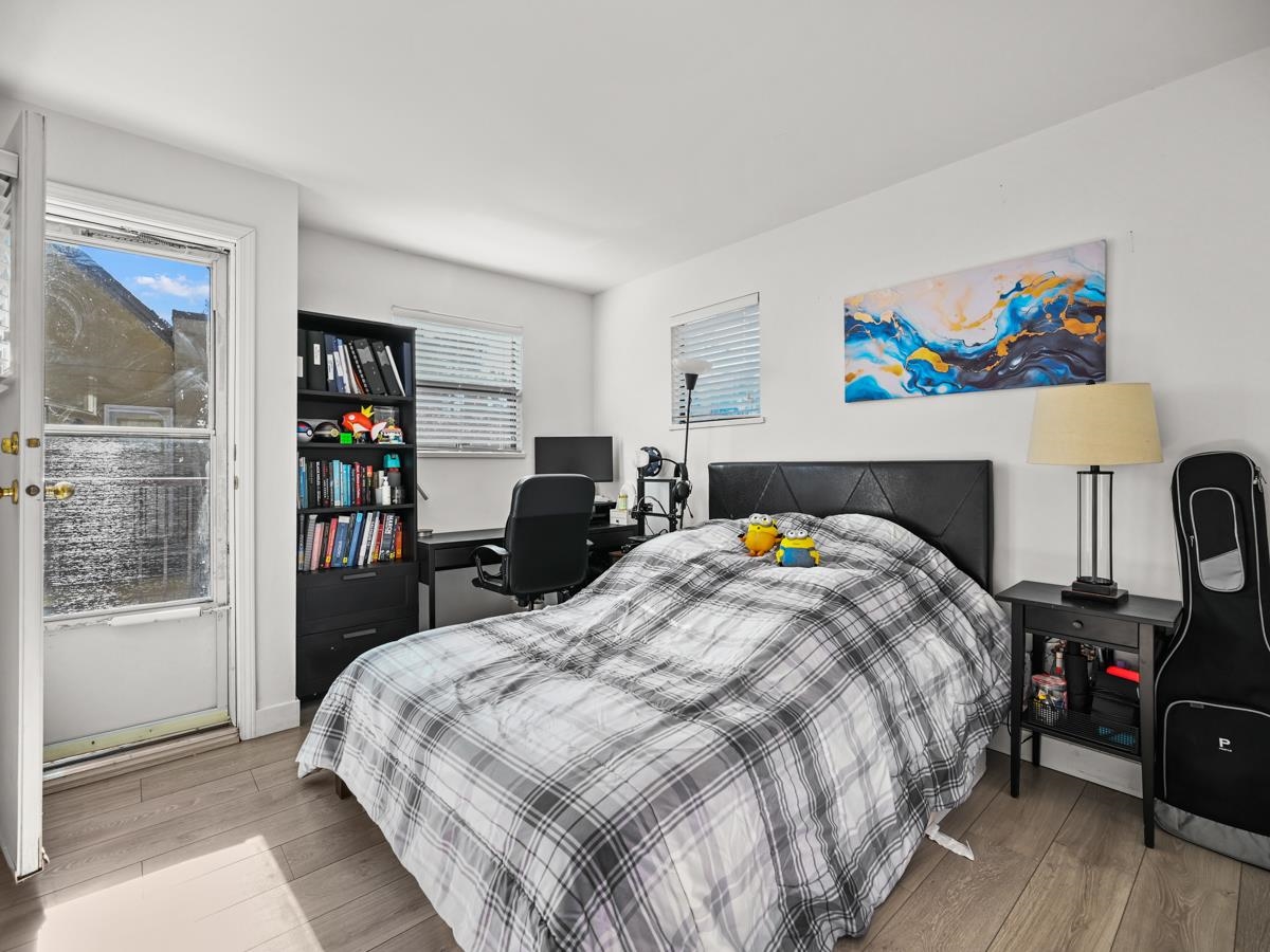 6 7311 MOFFATT ROAD Unit: 6