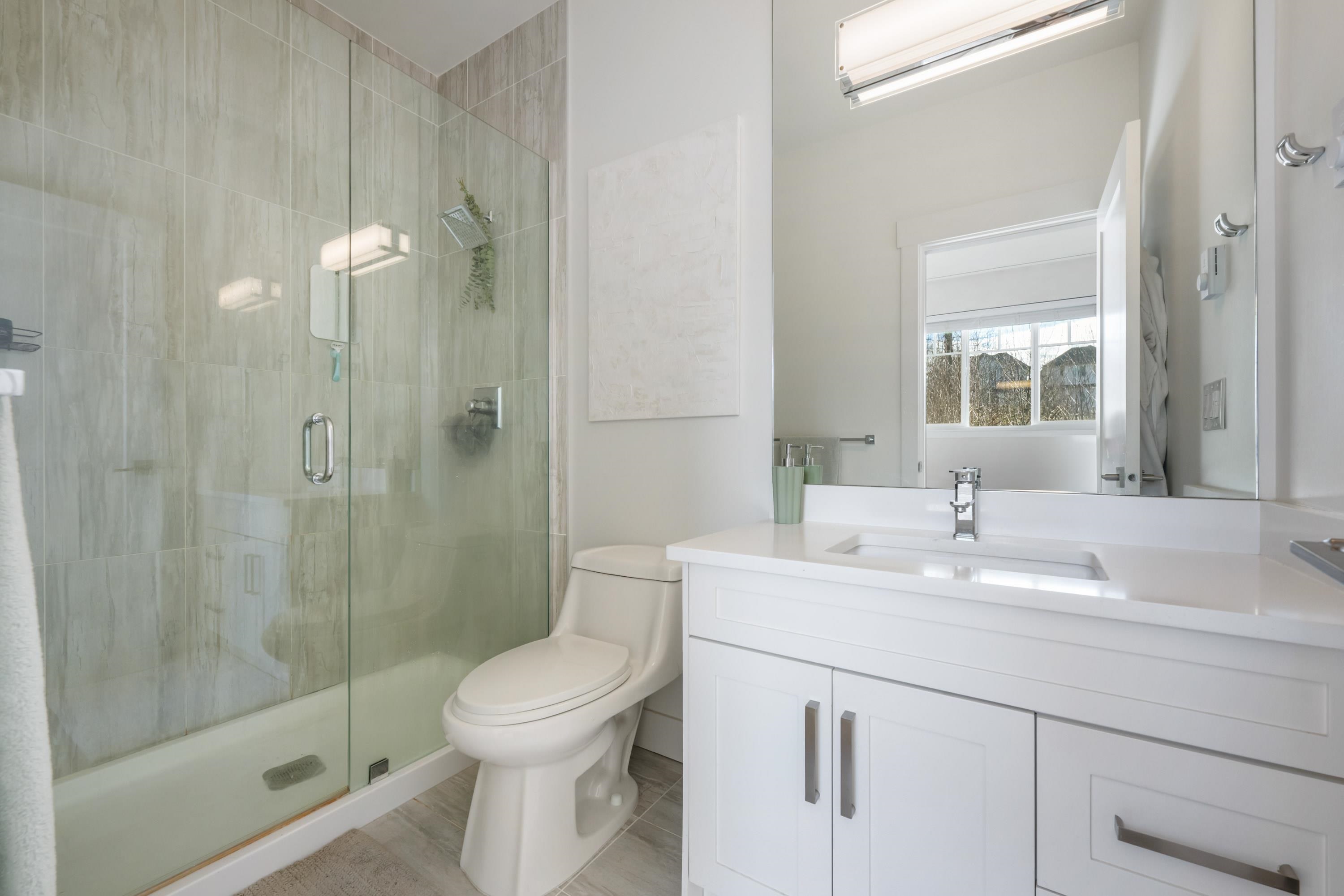 44 6188 141 STREET Unit: 44