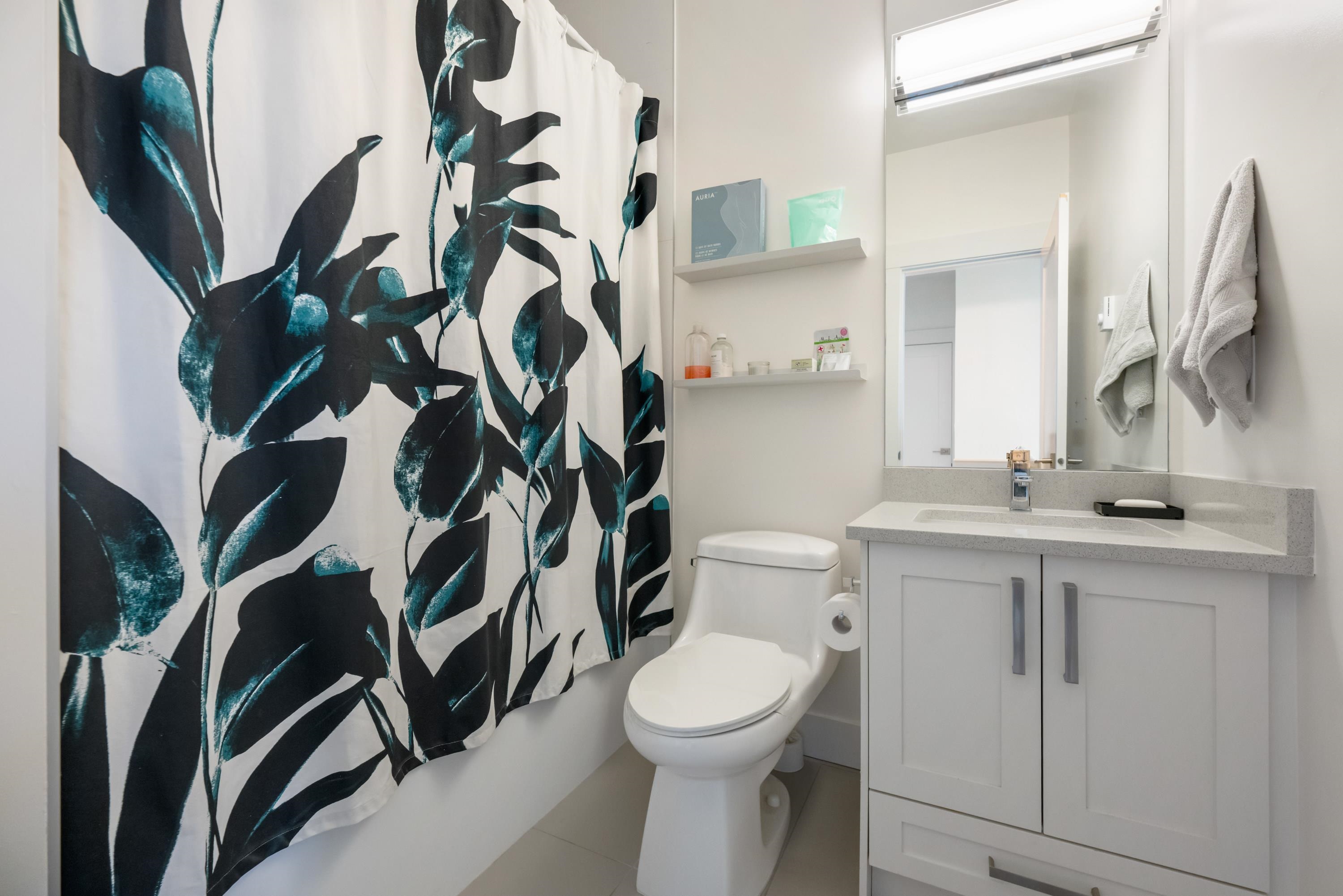 44 6188 141 STREET Unit: 44