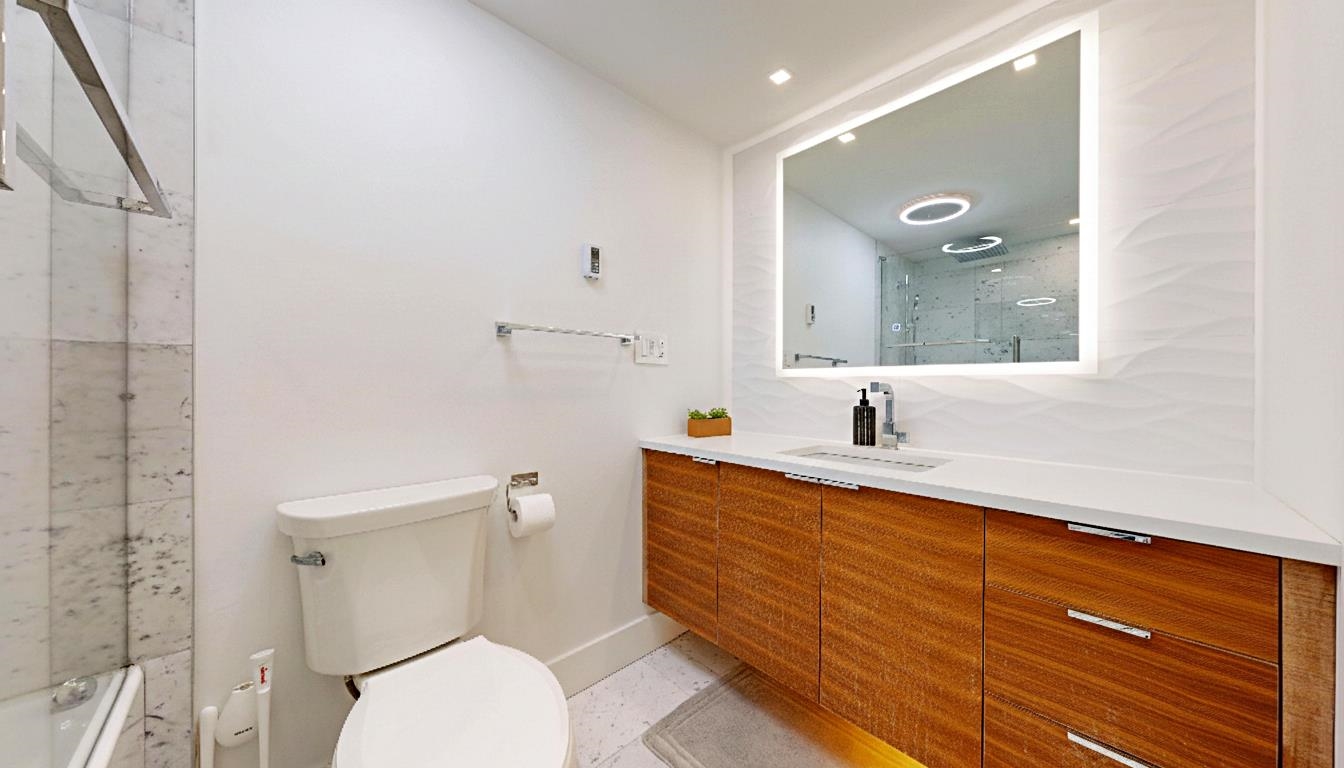 1901 930 CAMBIE STREET Unit: 1901