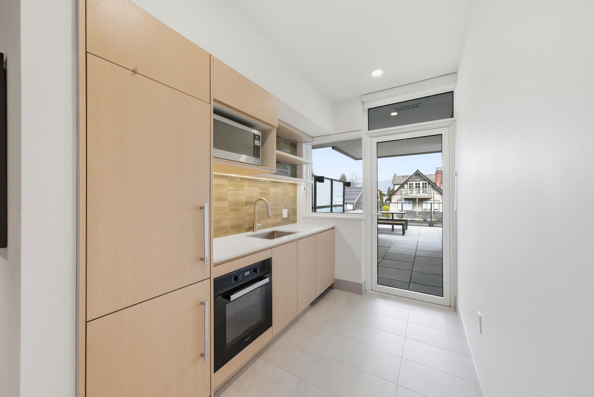 311 2803 W 4TH AVENUE Unit: 311