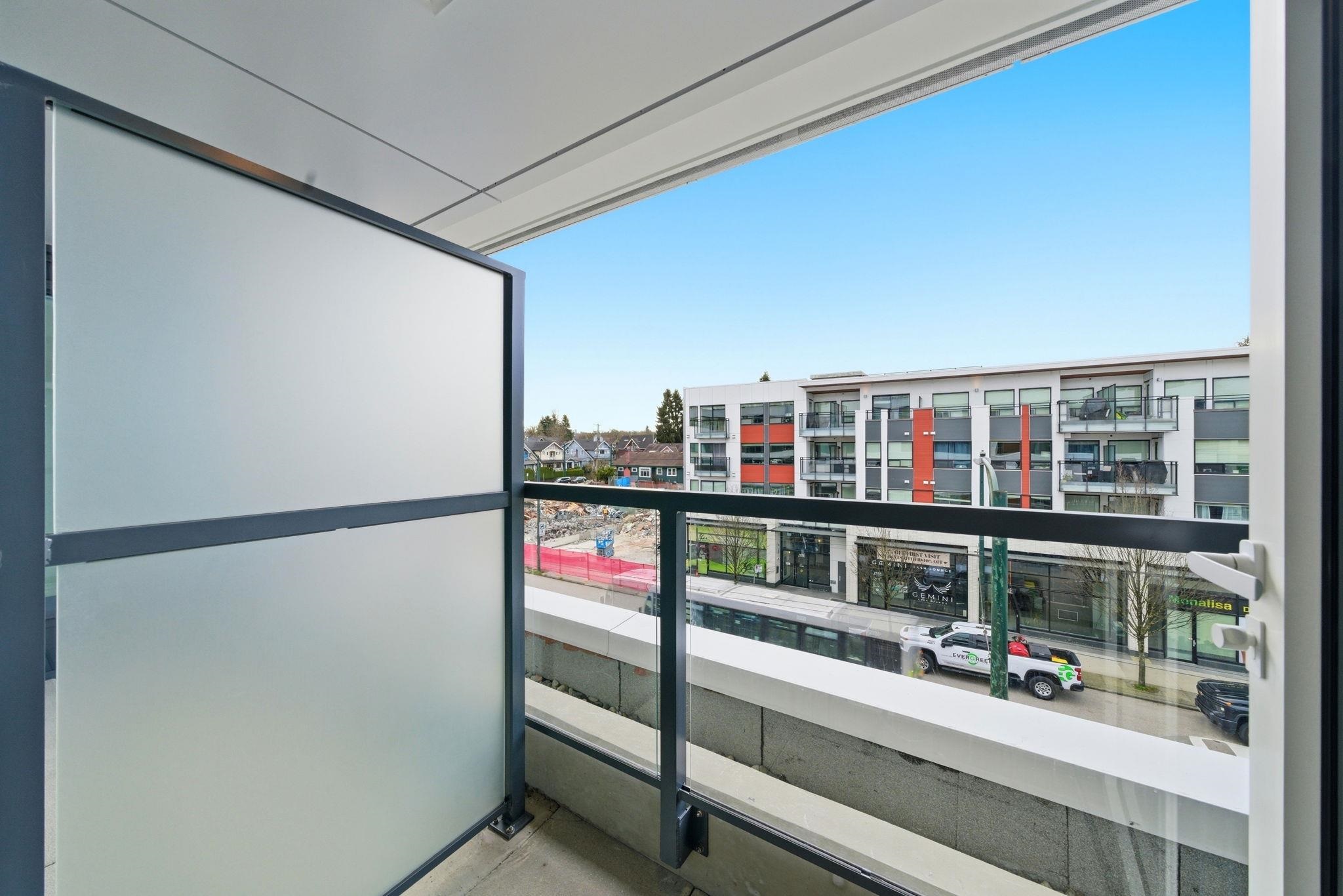 311 2803 W 4TH AVENUE Unit: 311