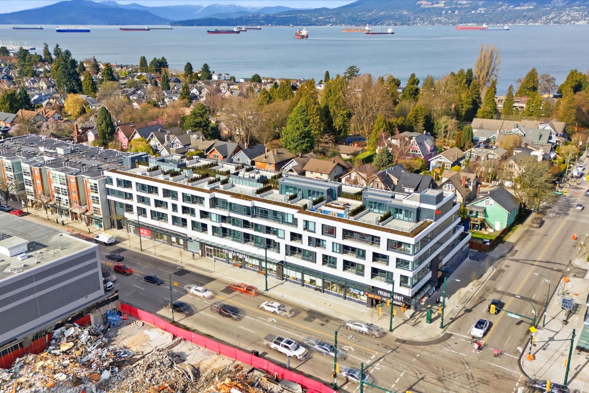 311 2803 W 4TH AVENUE Unit: 311