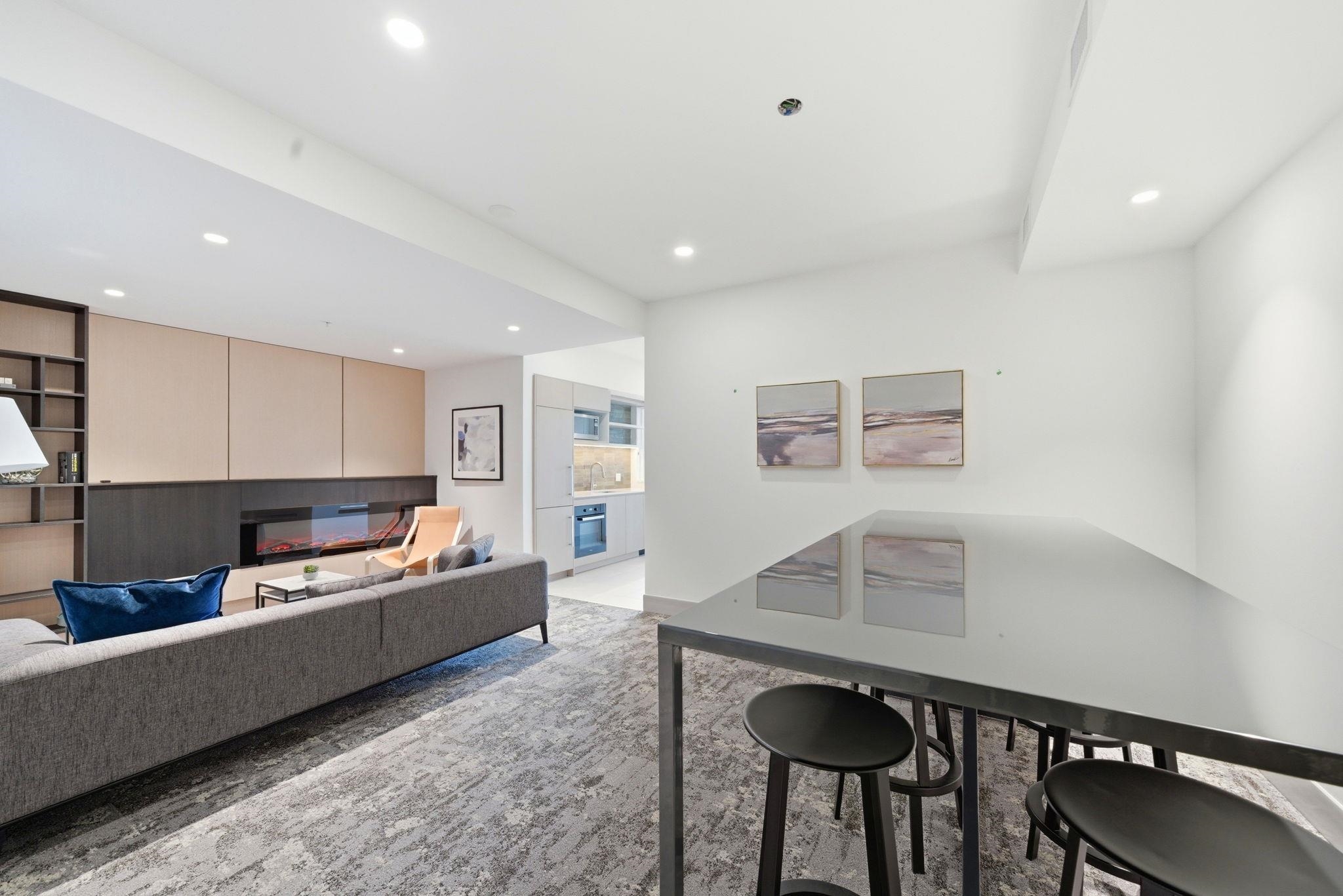 311 2803 W 4TH AVENUE Unit: 311