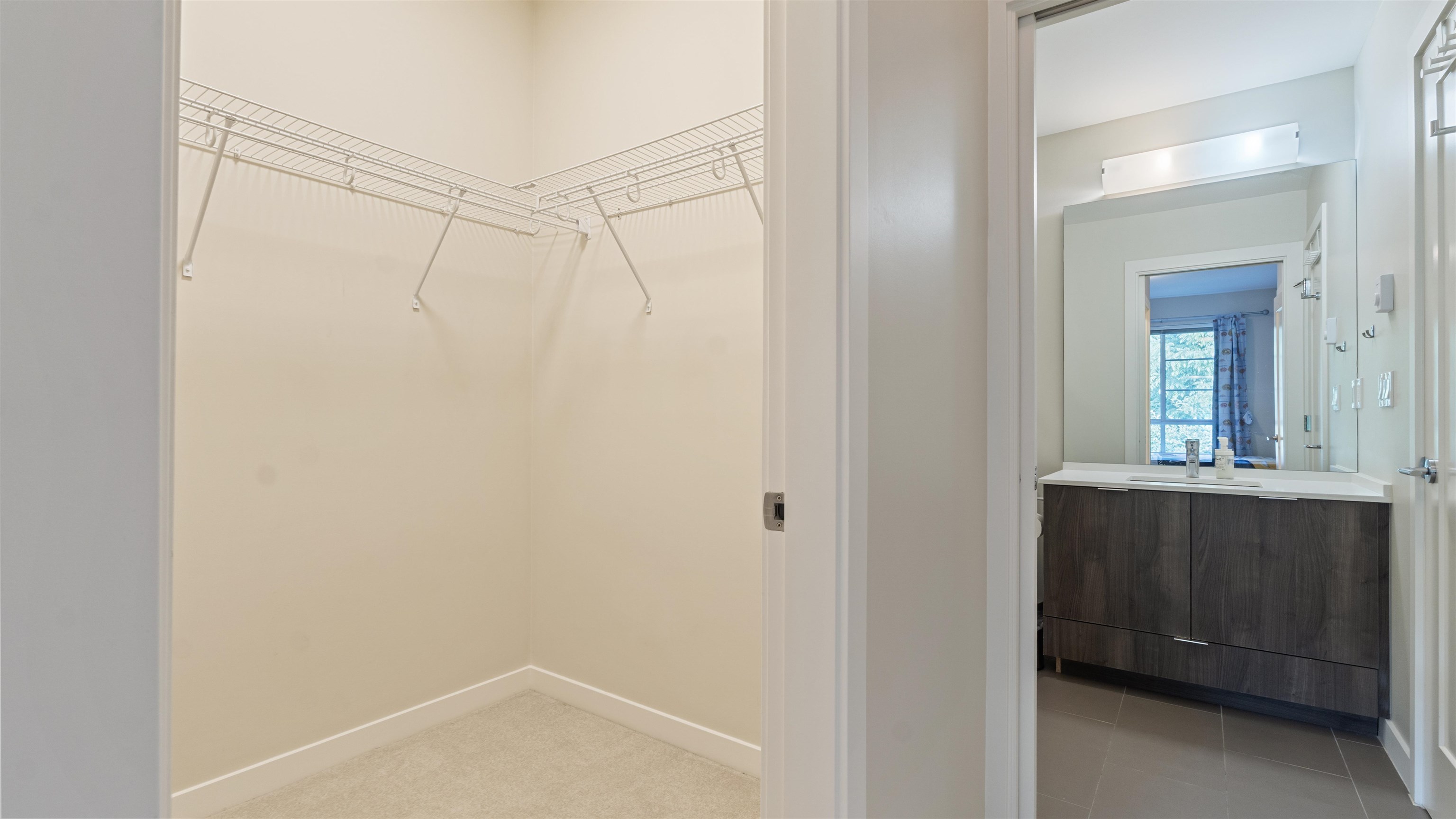 8 3728 THURSTON STREET Unit: 8