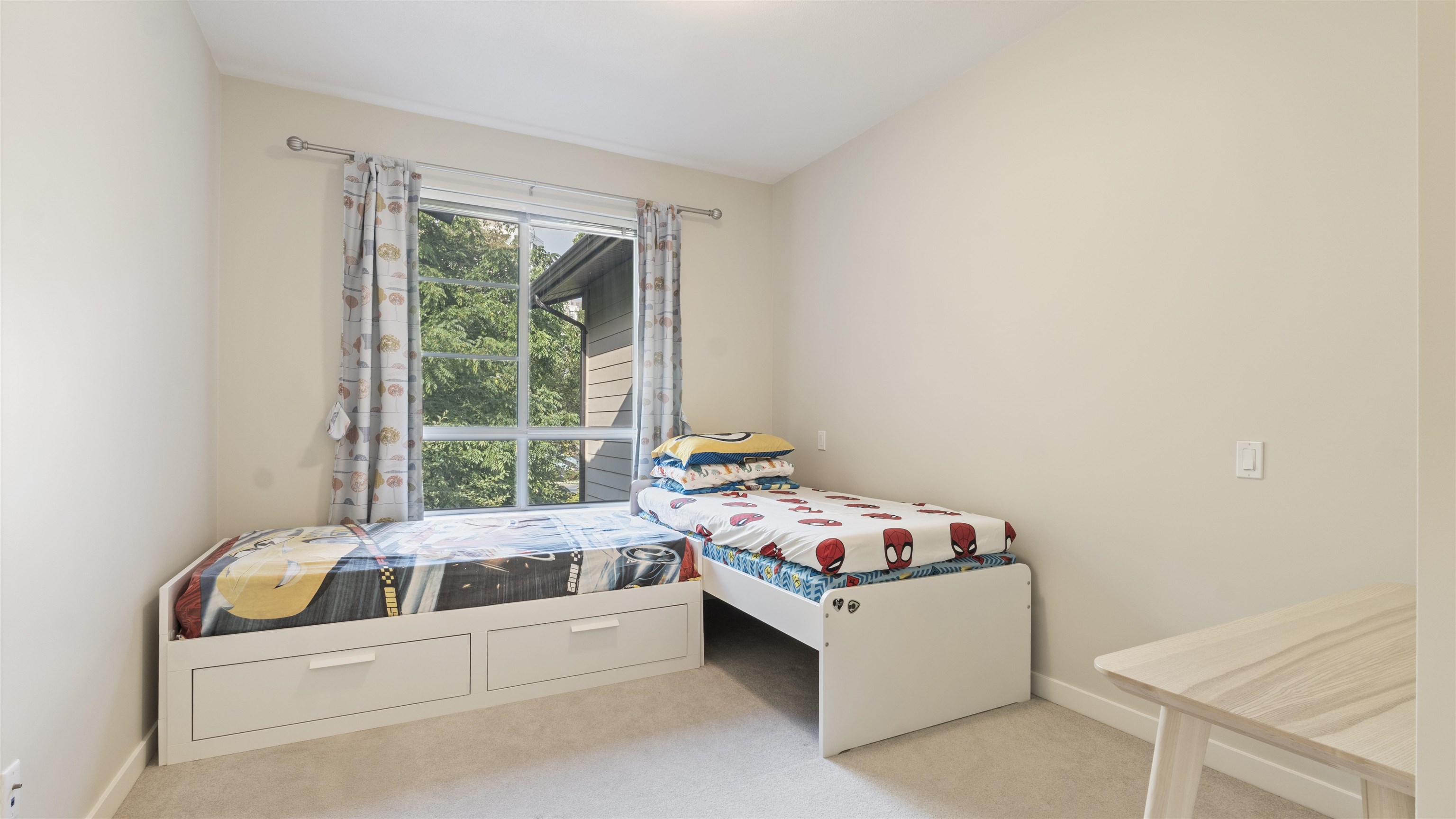 8 3728 THURSTON STREET Unit: 8