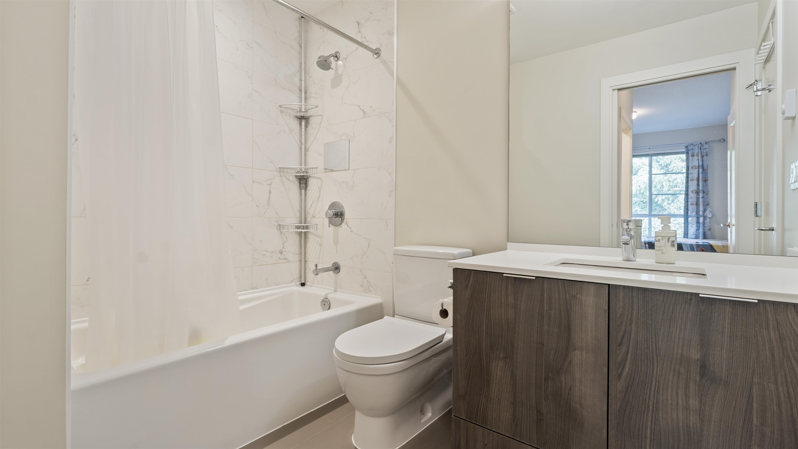 8 3728 THURSTON STREET Unit: 8