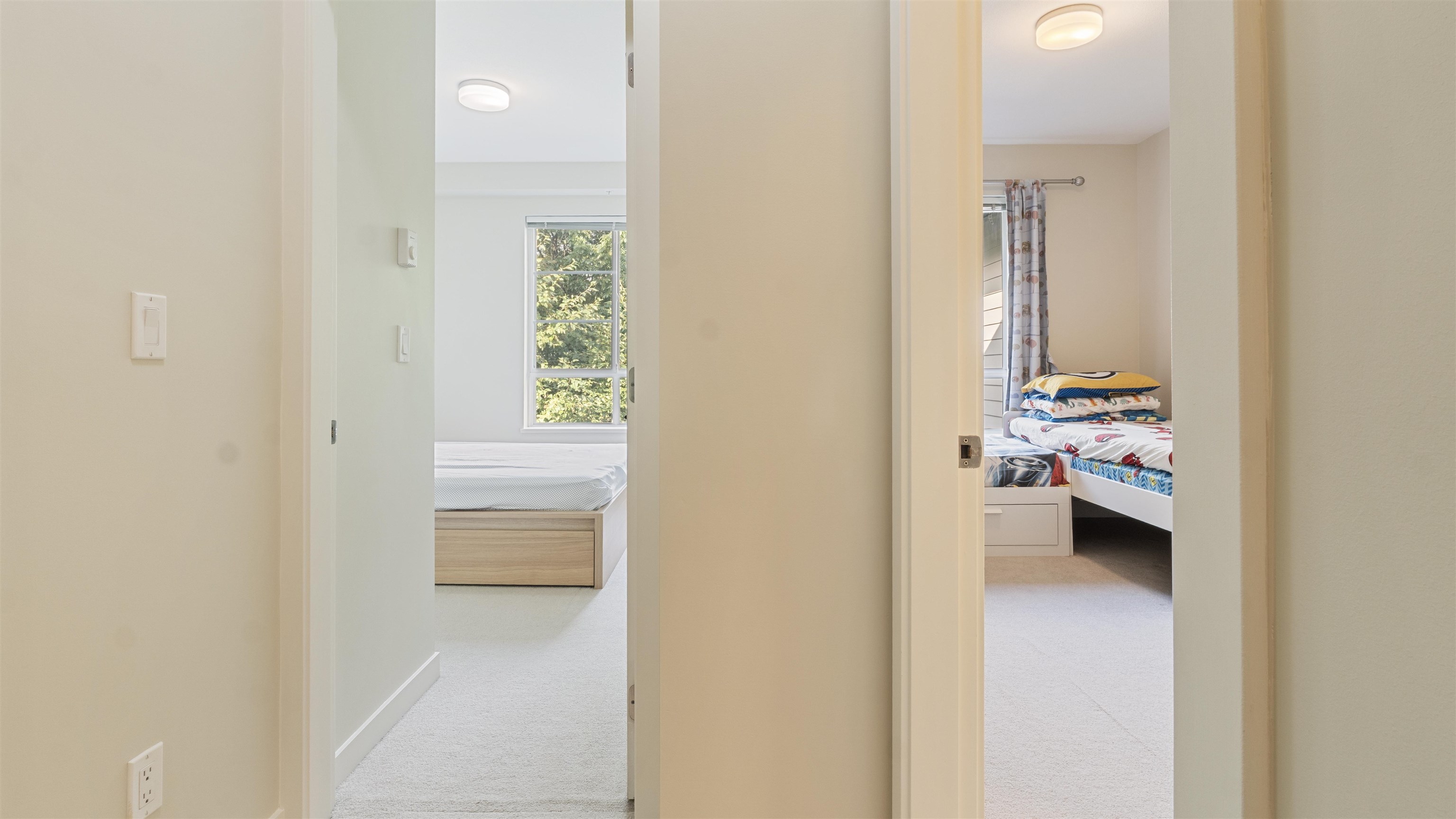 8 3728 THURSTON STREET Unit: 8