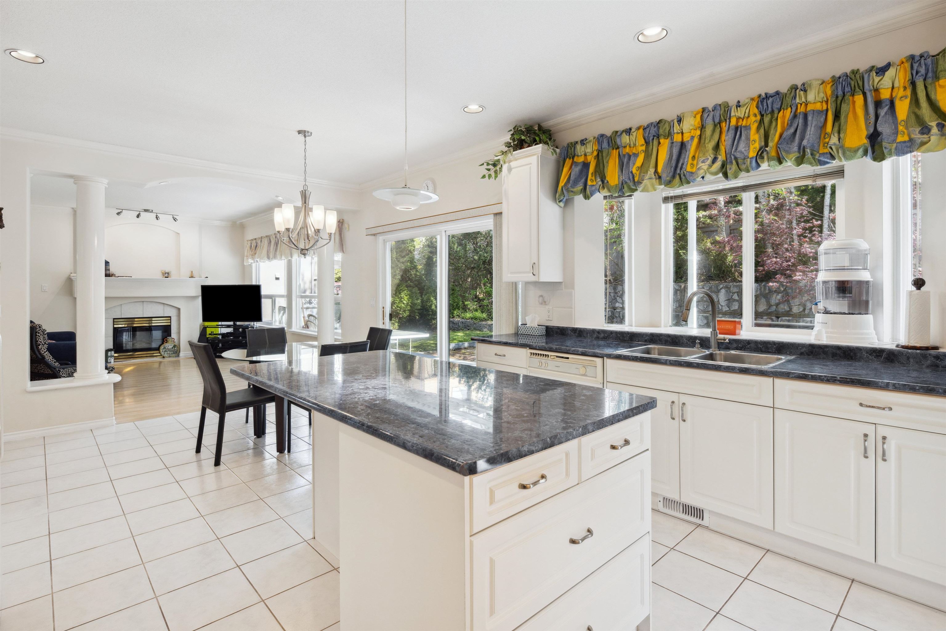 2525 SAPPHIRE PLACE