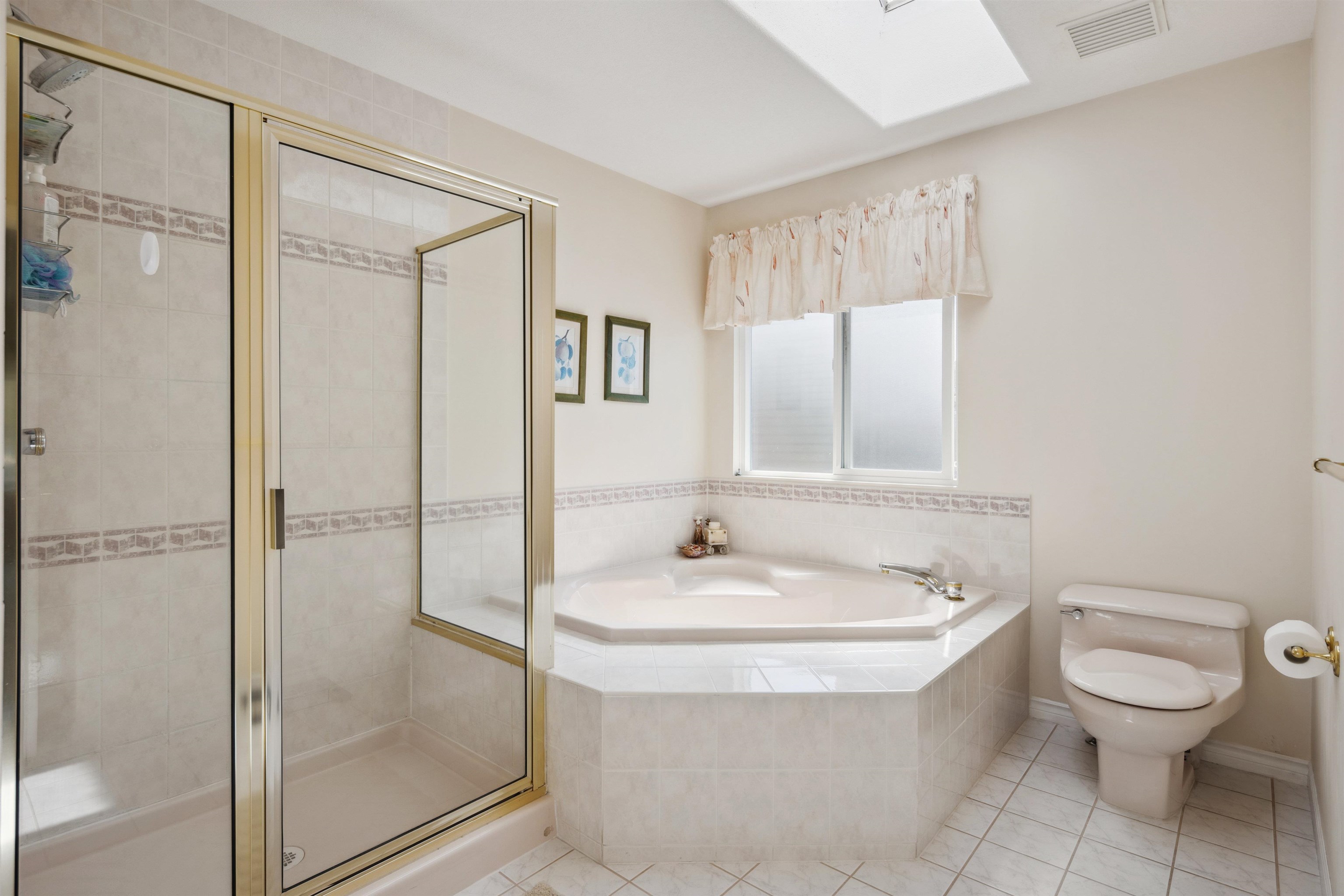 2525 SAPPHIRE PLACE