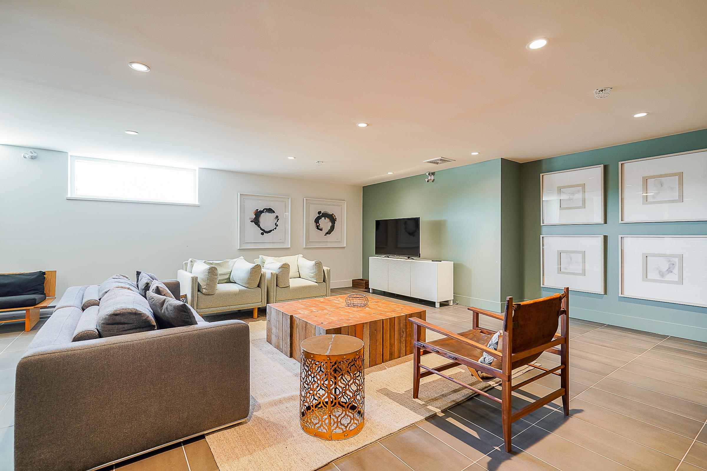 103 2188 MADISON AVENUE Unit: 103