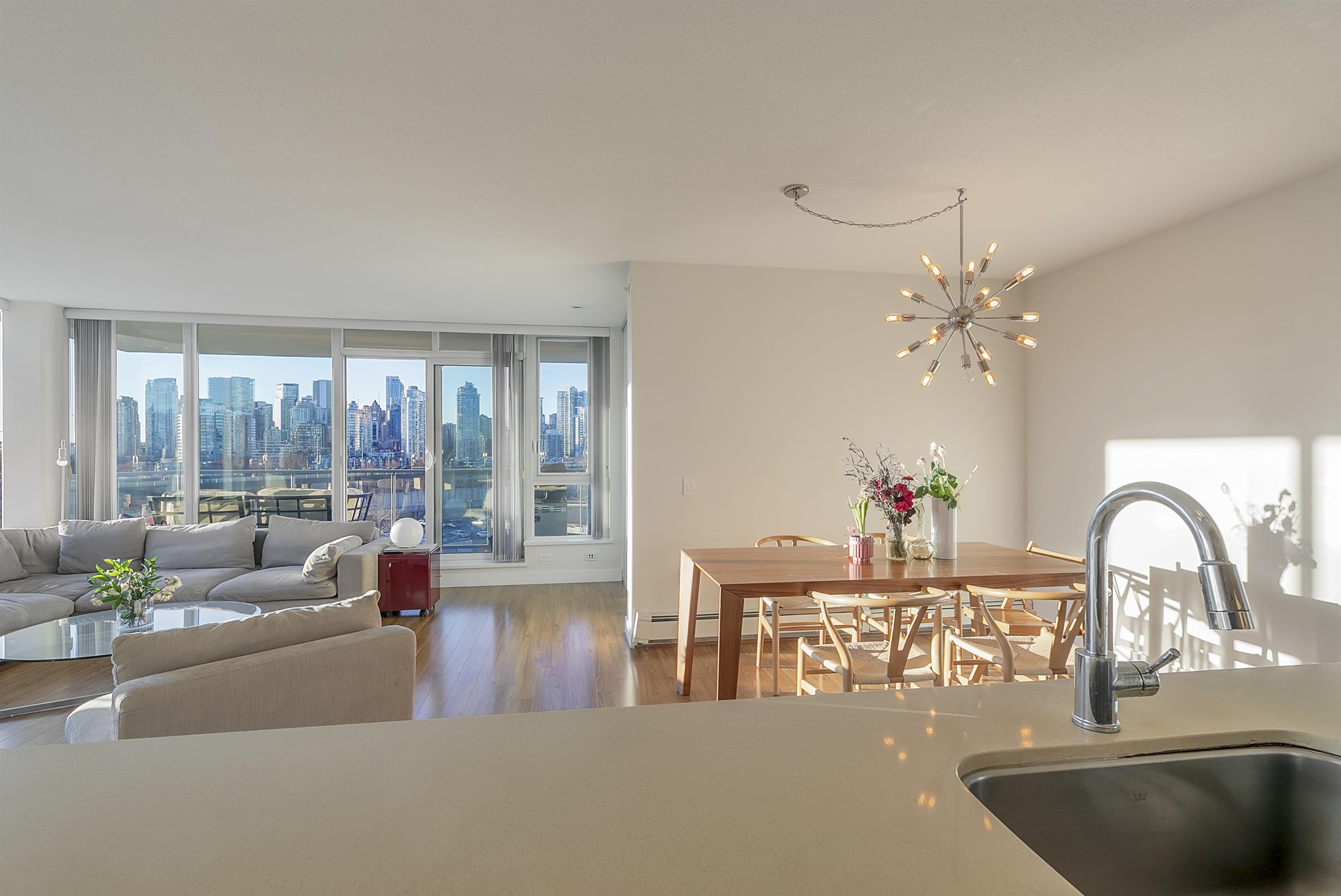 801 1833 CROWE STREET Unit: 801